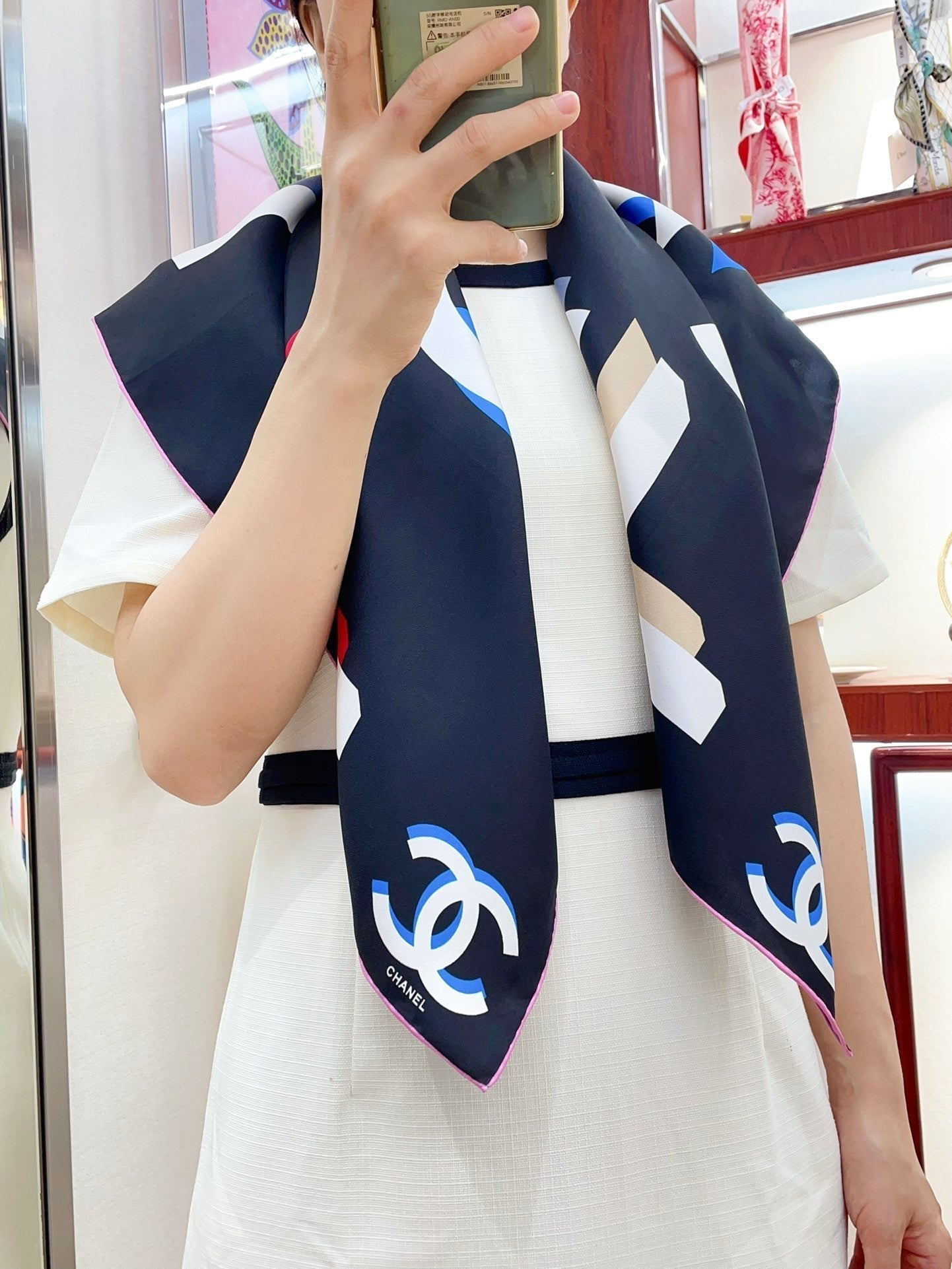 CC Square Scarf 90 CM In Black Colorful Silk Twill  206468