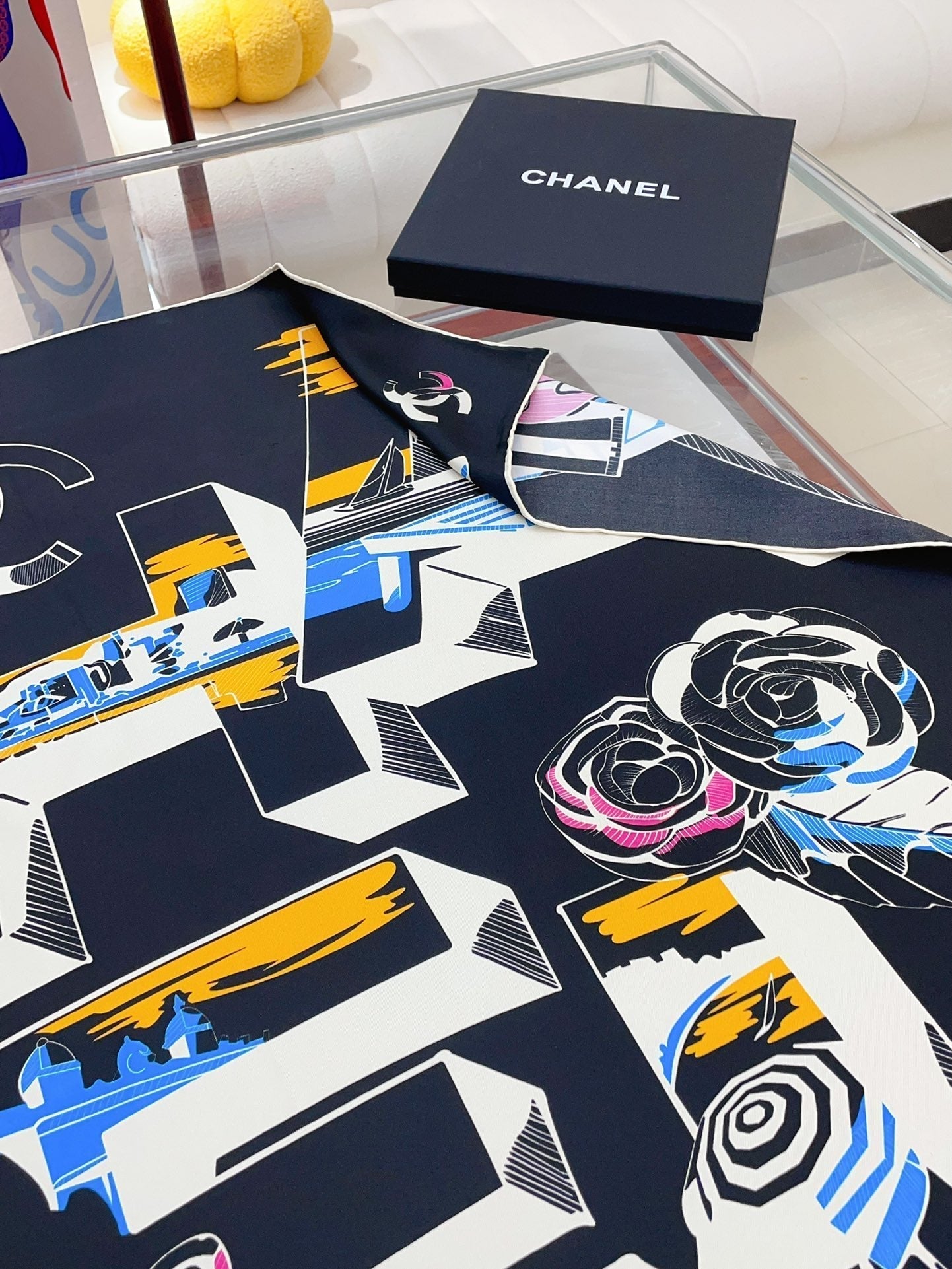CC Square Scarf 90 CM In Black Colorful Silk Twill  211096
