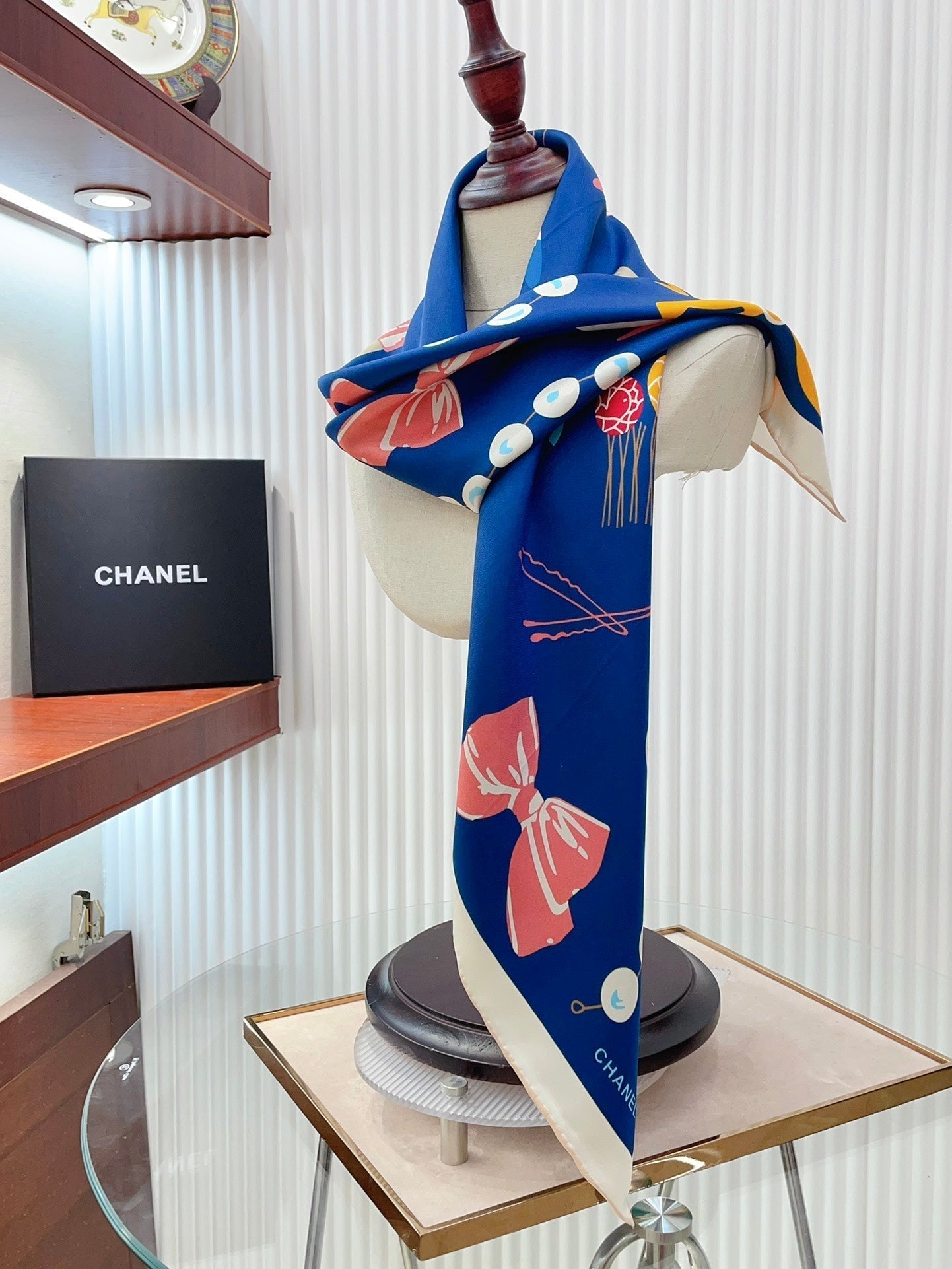 CC Square Scarf 90 CM In Dark Blue Colorful Silk Twill 213690