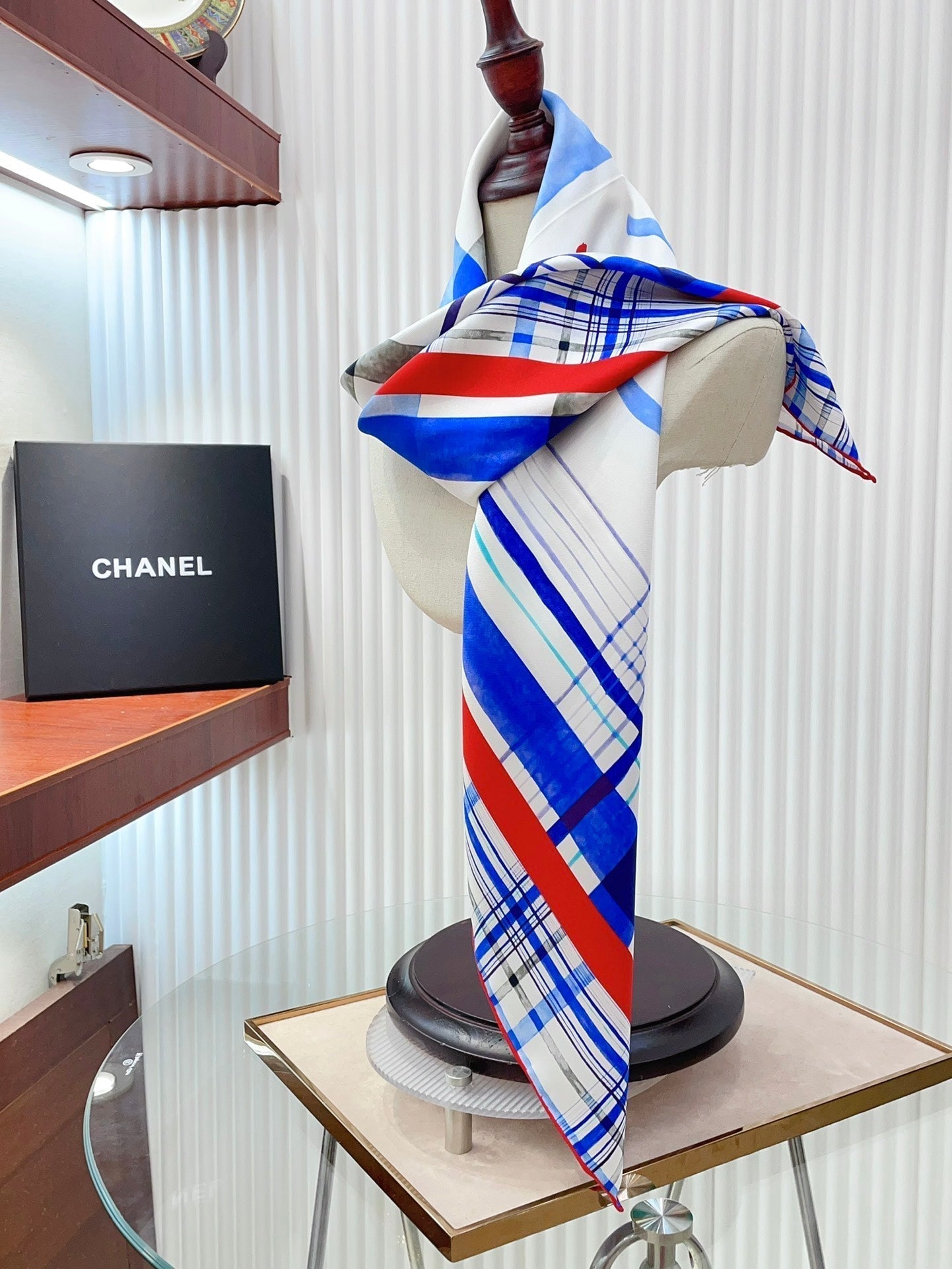 CC Square Scarf 90 CM In Colorful Silk Twill  217209