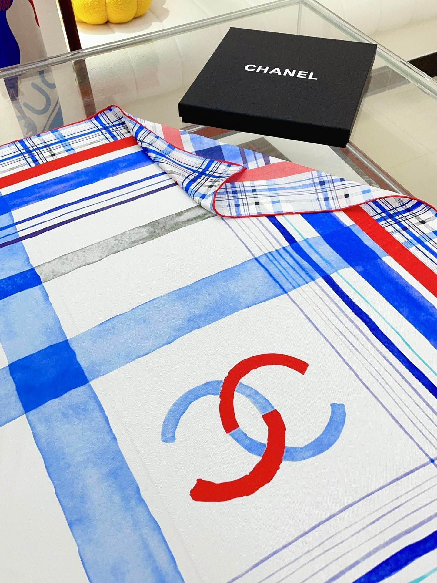 CC Square Scarf 90 CM In Colorful Silk Twill  217209