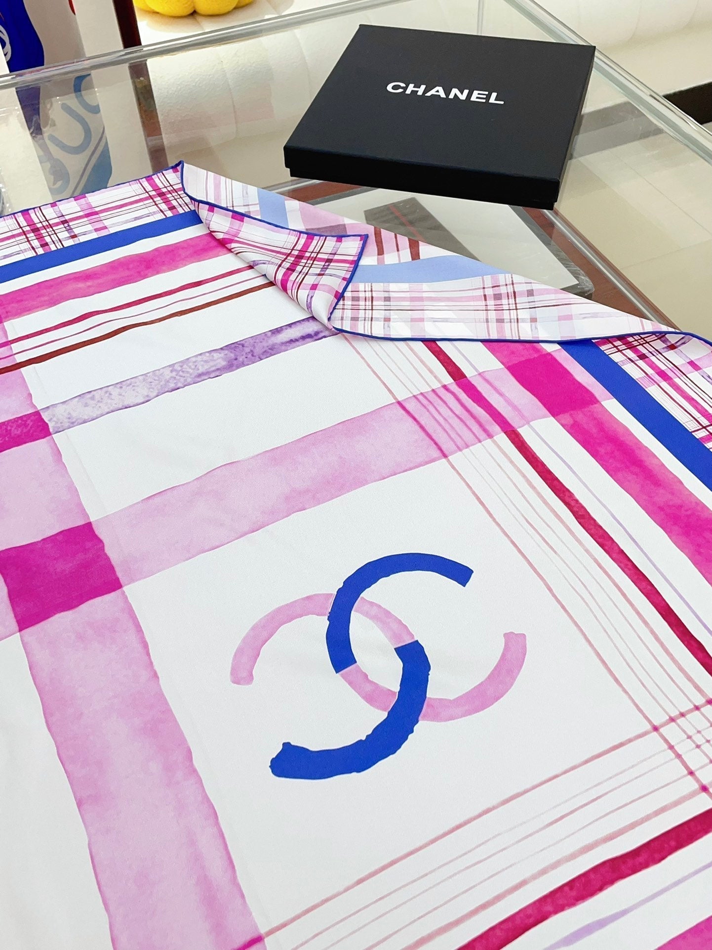 CC Square Scarf 90 CM In Colorful Silk Twill  217211