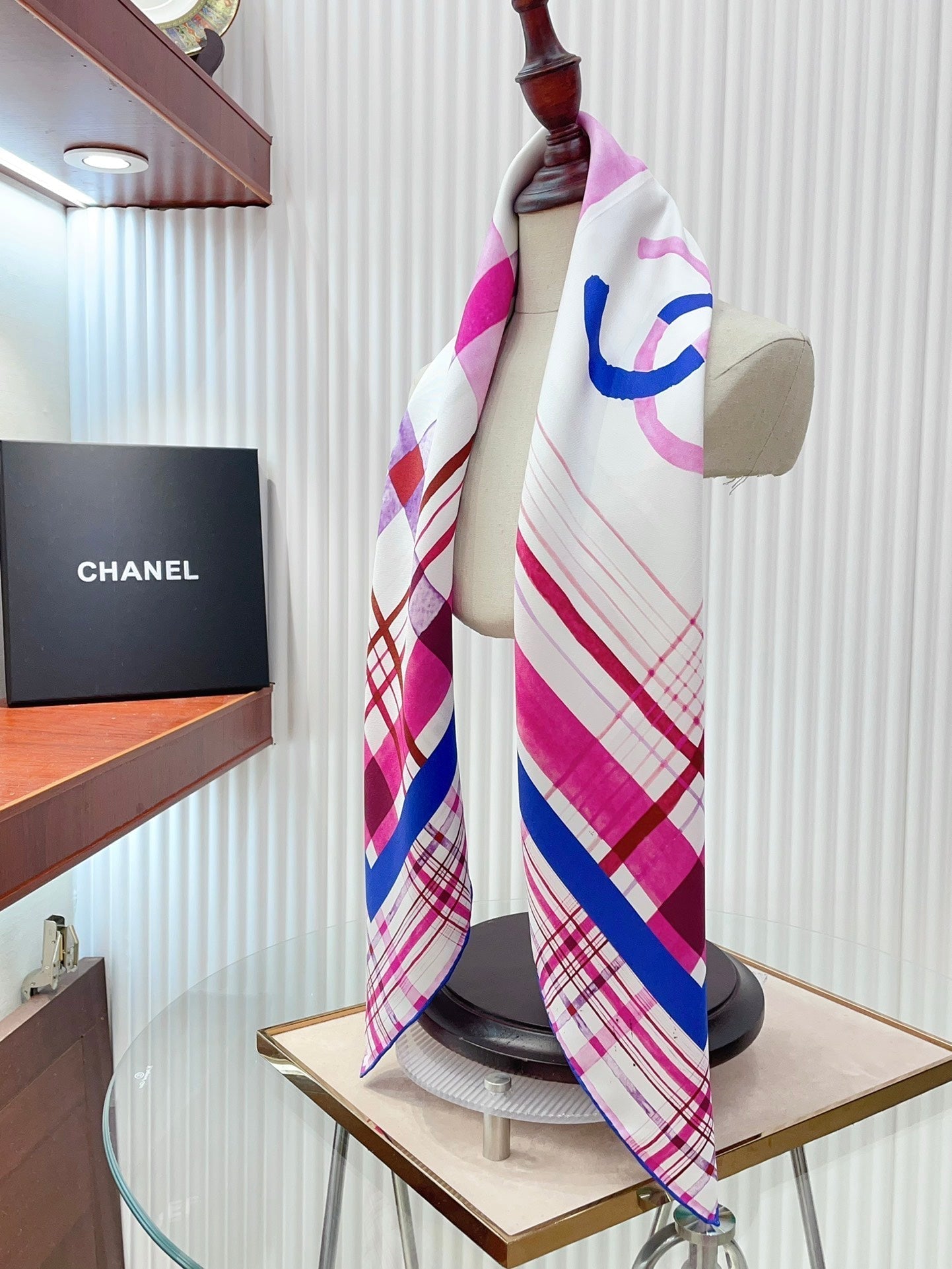 CC Square Scarf 90 CM In Colorful Silk Twill  217211
