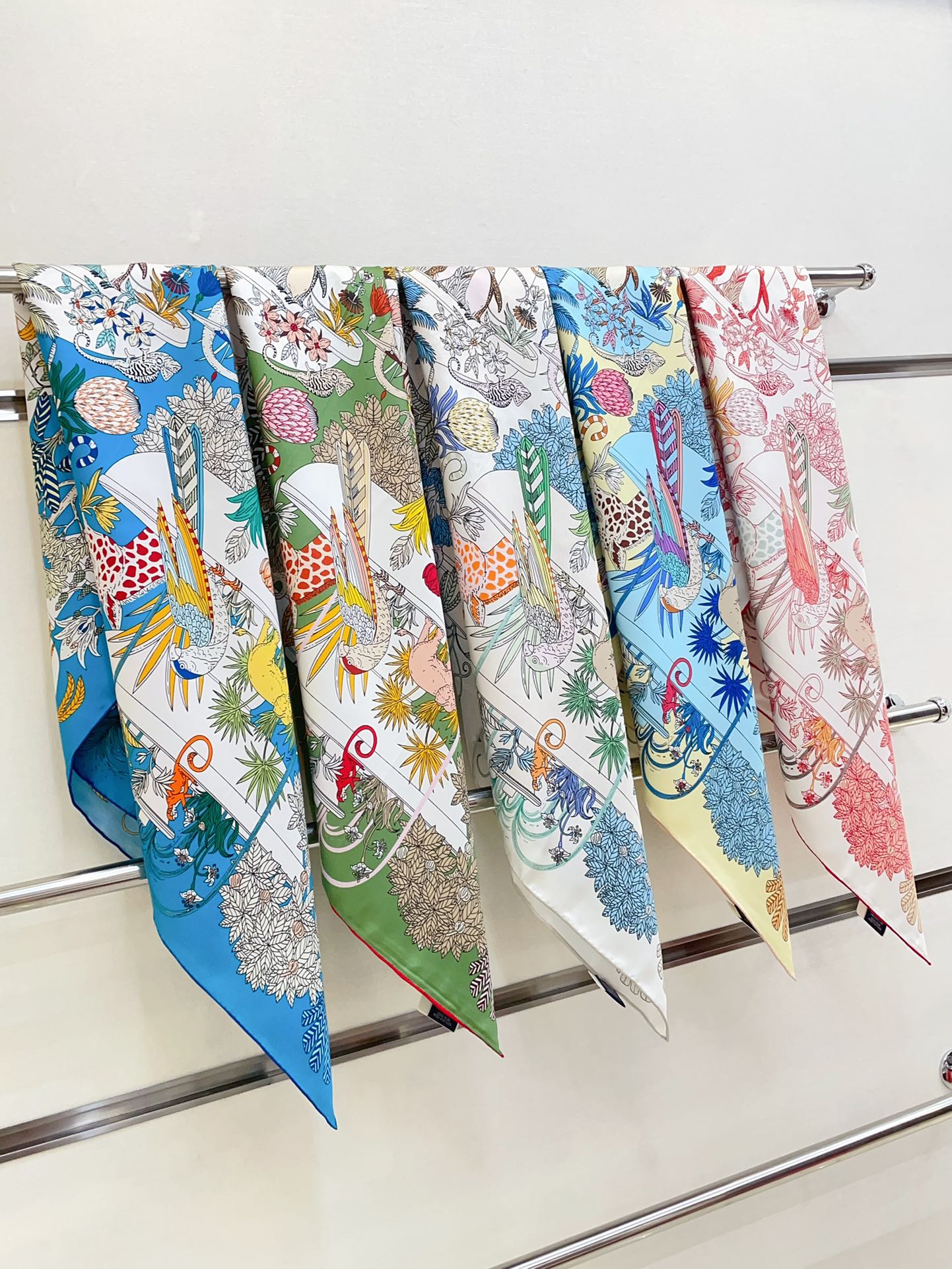 Precious Paradise Scarf 90 CM In Colorful Silk Twill  234593