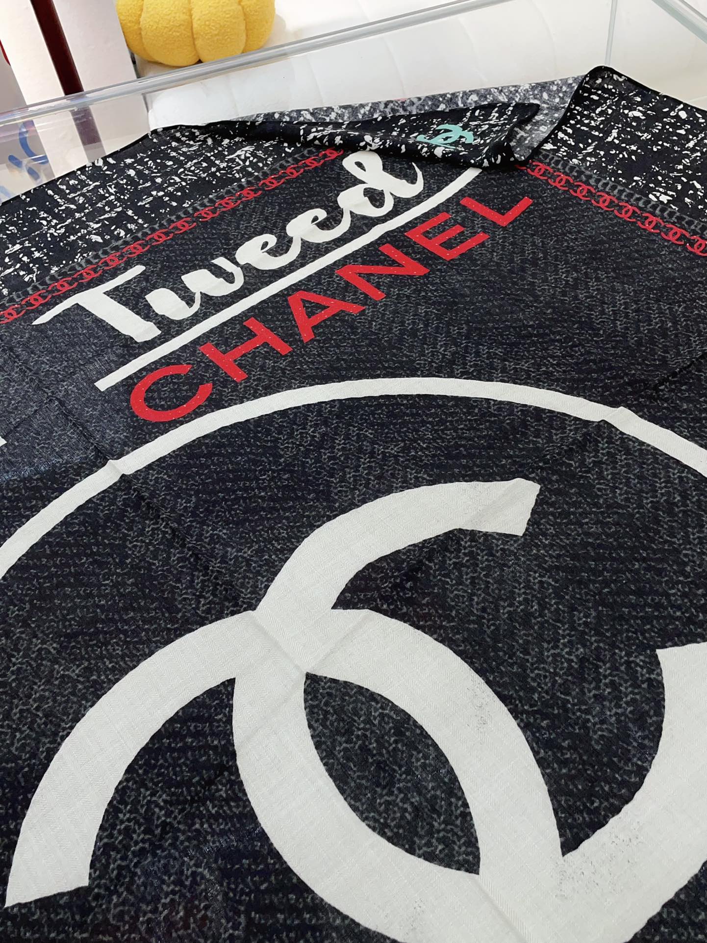 CC Square Scarf 140 CM In Black Mix White Red Cashmere Silk 252308