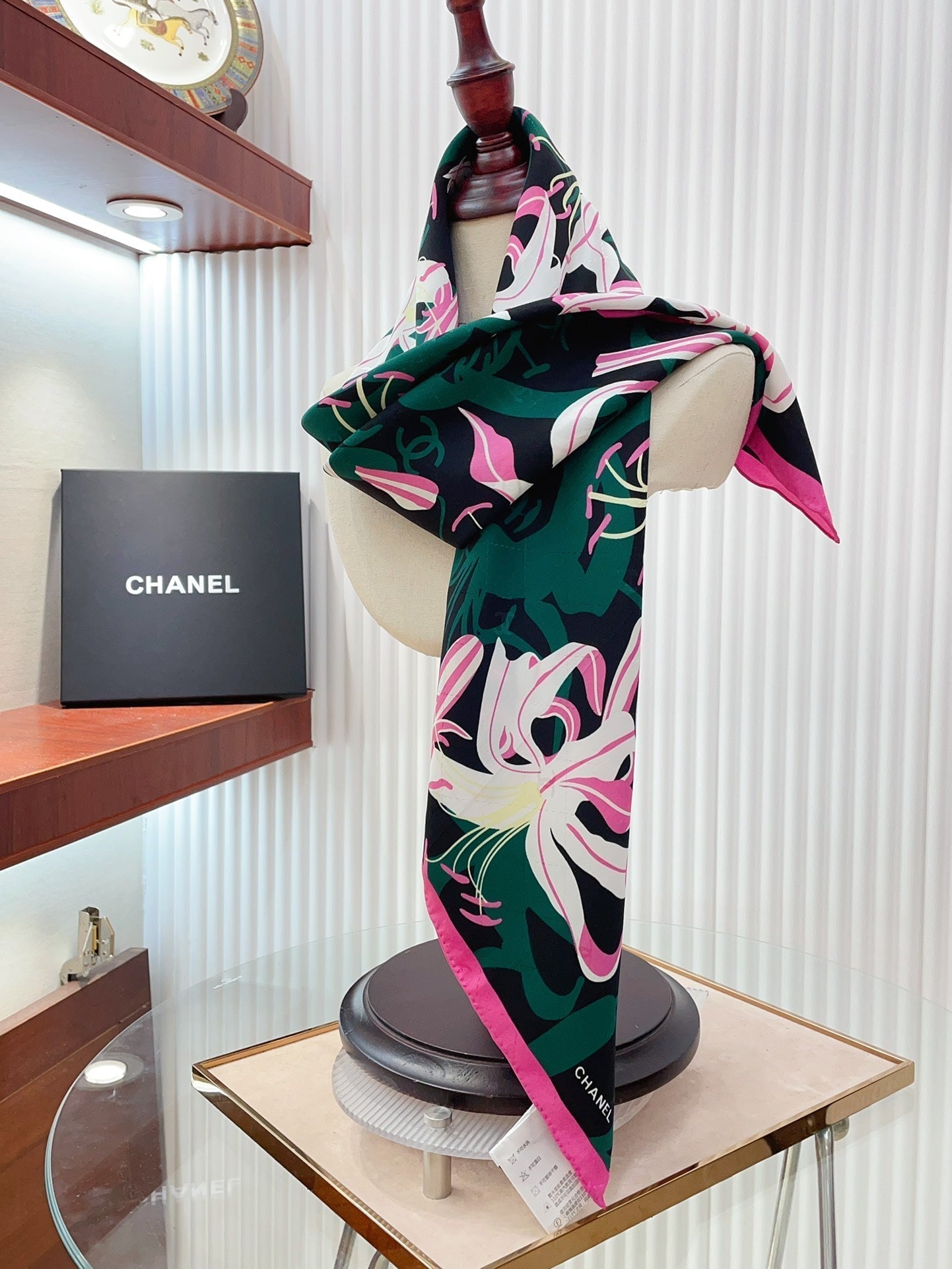 CC Square Scarf 90 CM In Colorful Silk Twill  296707