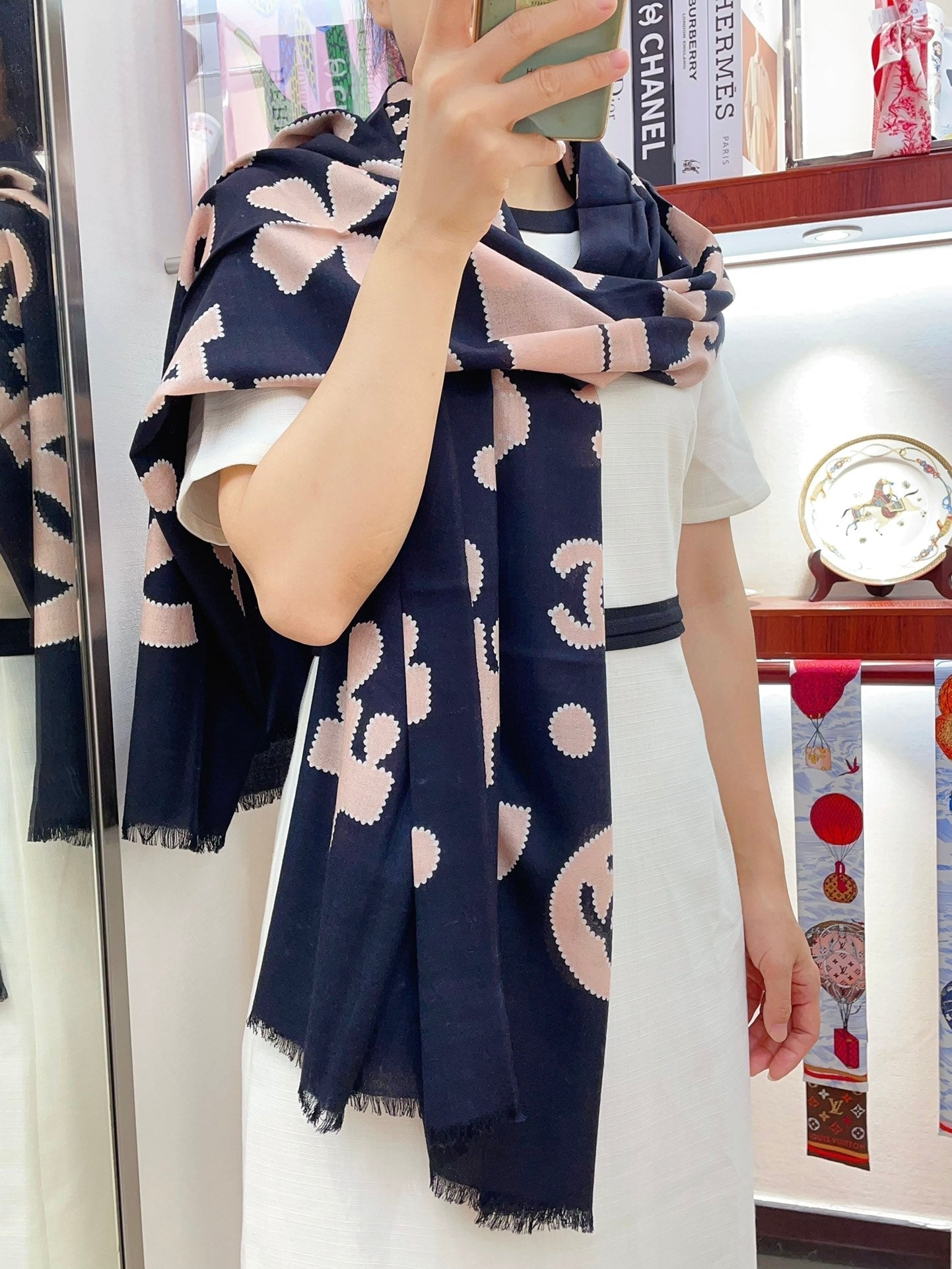 CC Scarf 200 CM In Black Mix Beige Silk Cashmere 324746