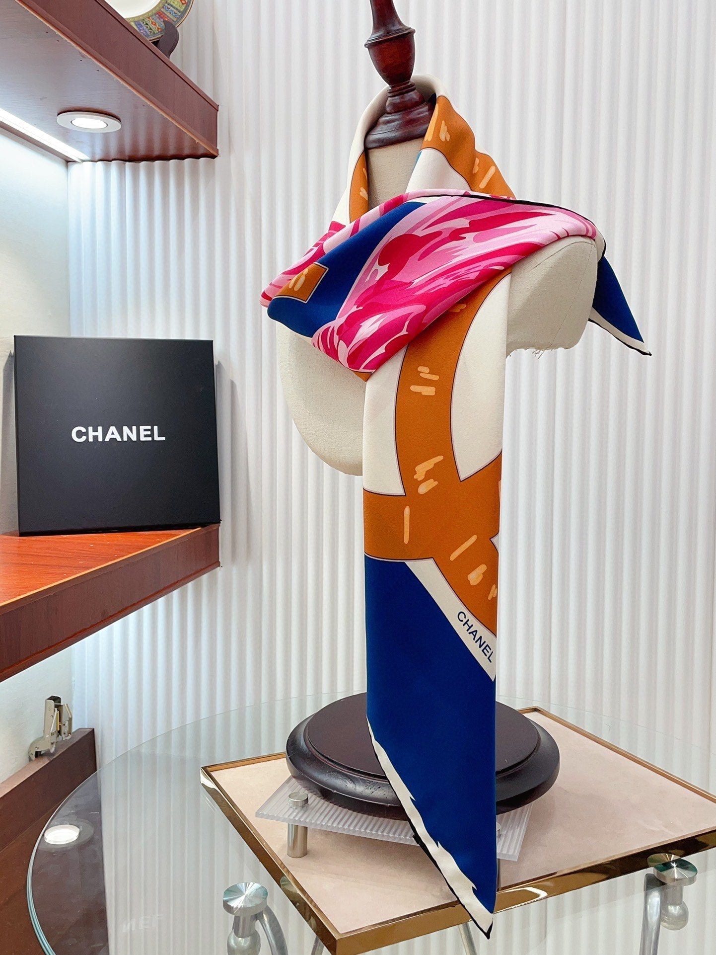 CC Square Scarf 90 CM In Colorful Silk Twill 327463
