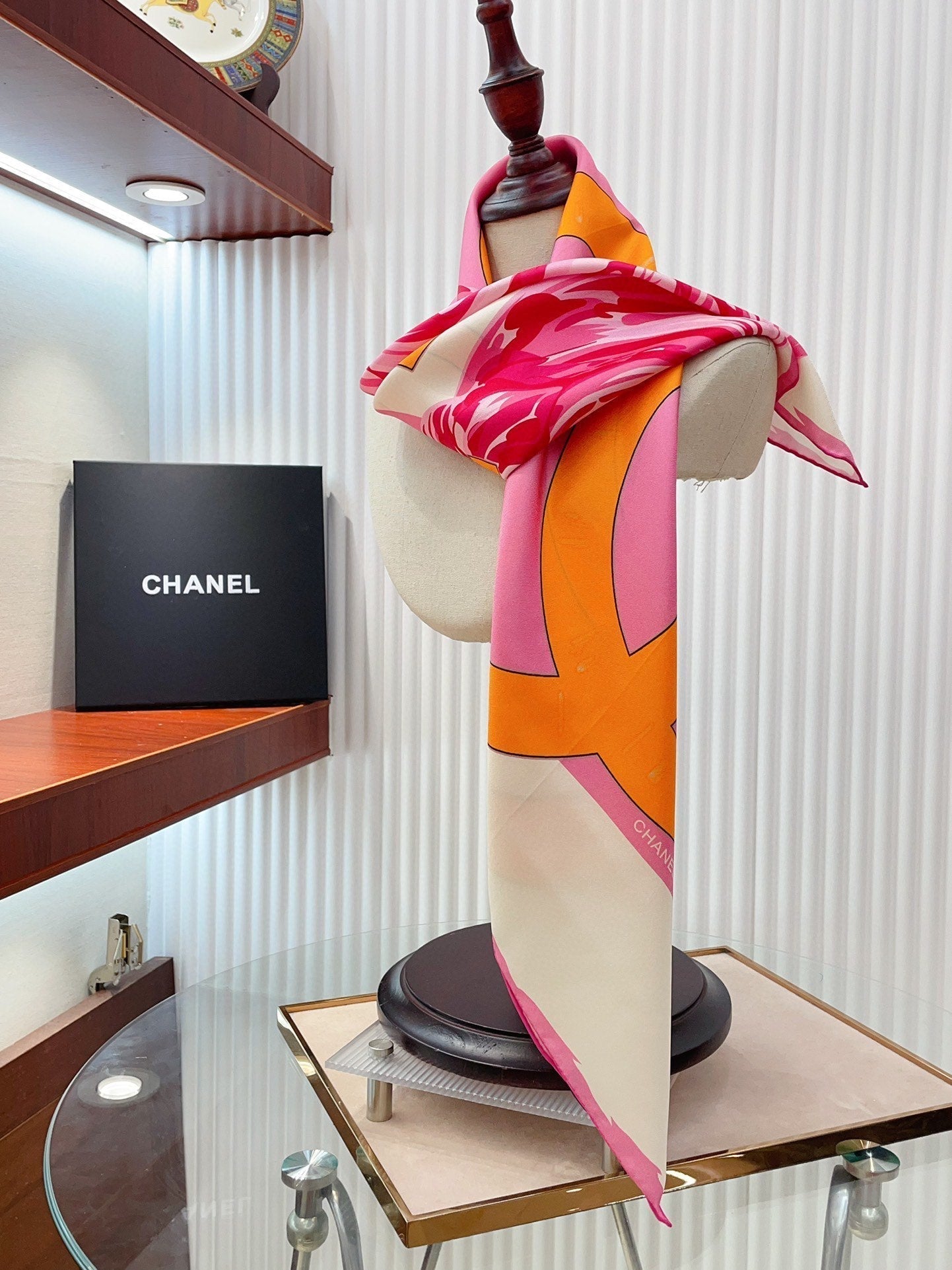 CC Square Scarf 90 CM In Colorful Silk Twill 327464
