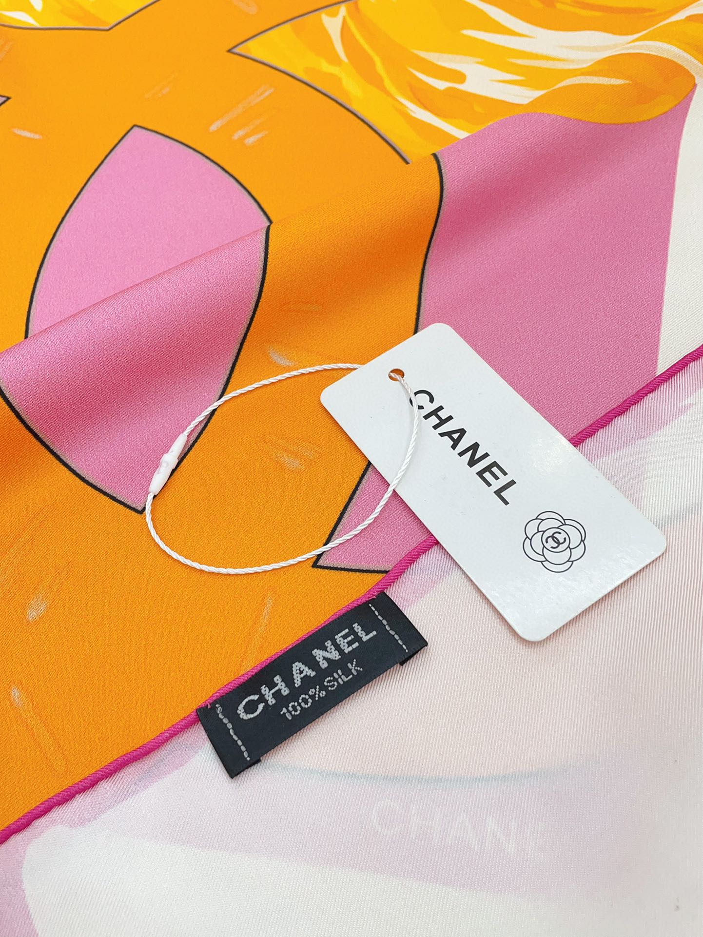 CC Square Scarf 90 CM In Colorful Silk Twill 327464