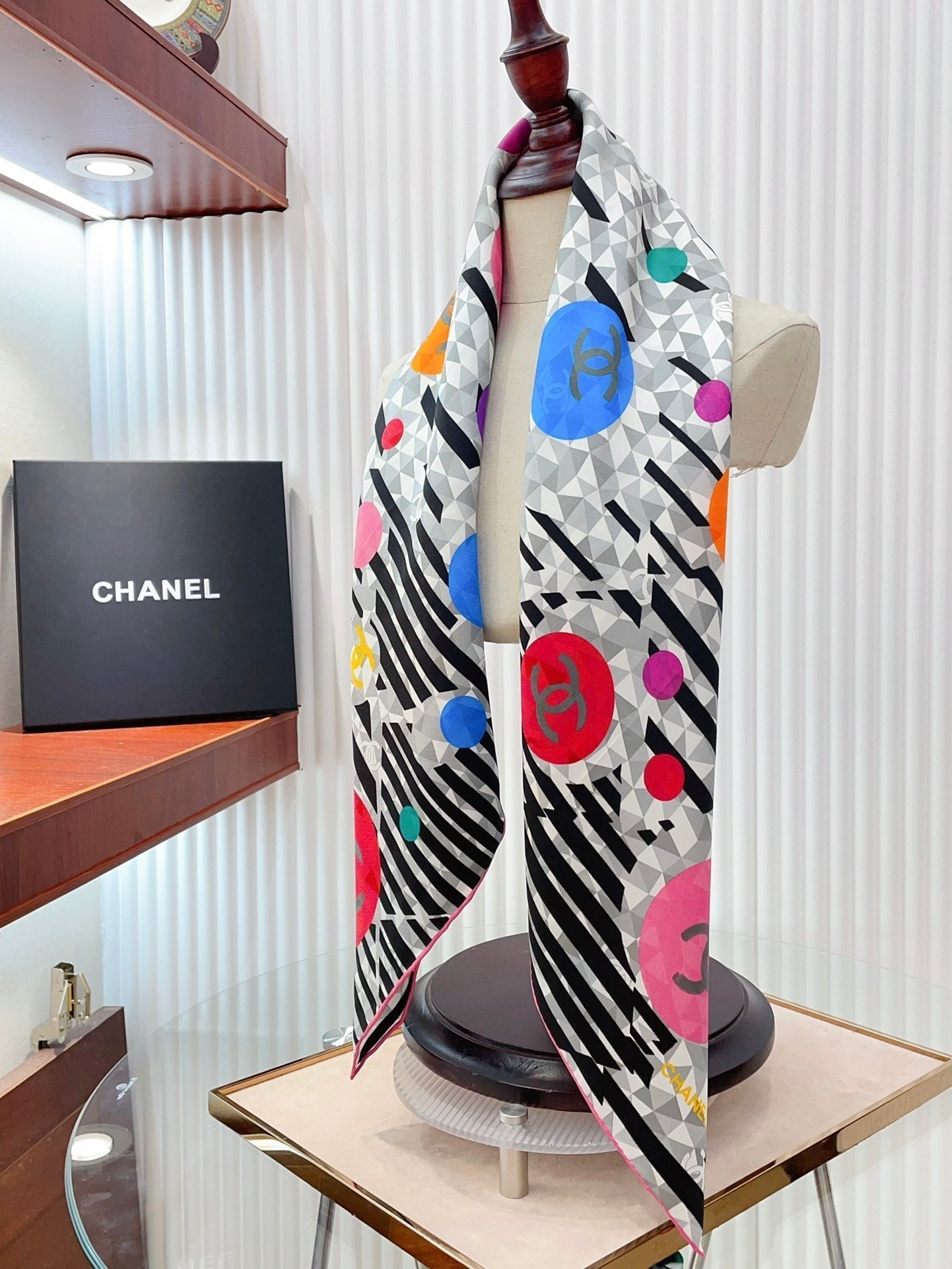 CC Square Scarf 90 CM In Colorful Silk Twill 335849