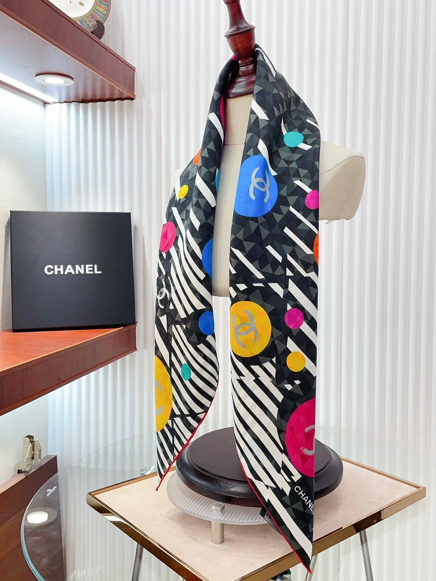 CC Square Scarf 90 CM In Colorful Silk Twill 335850