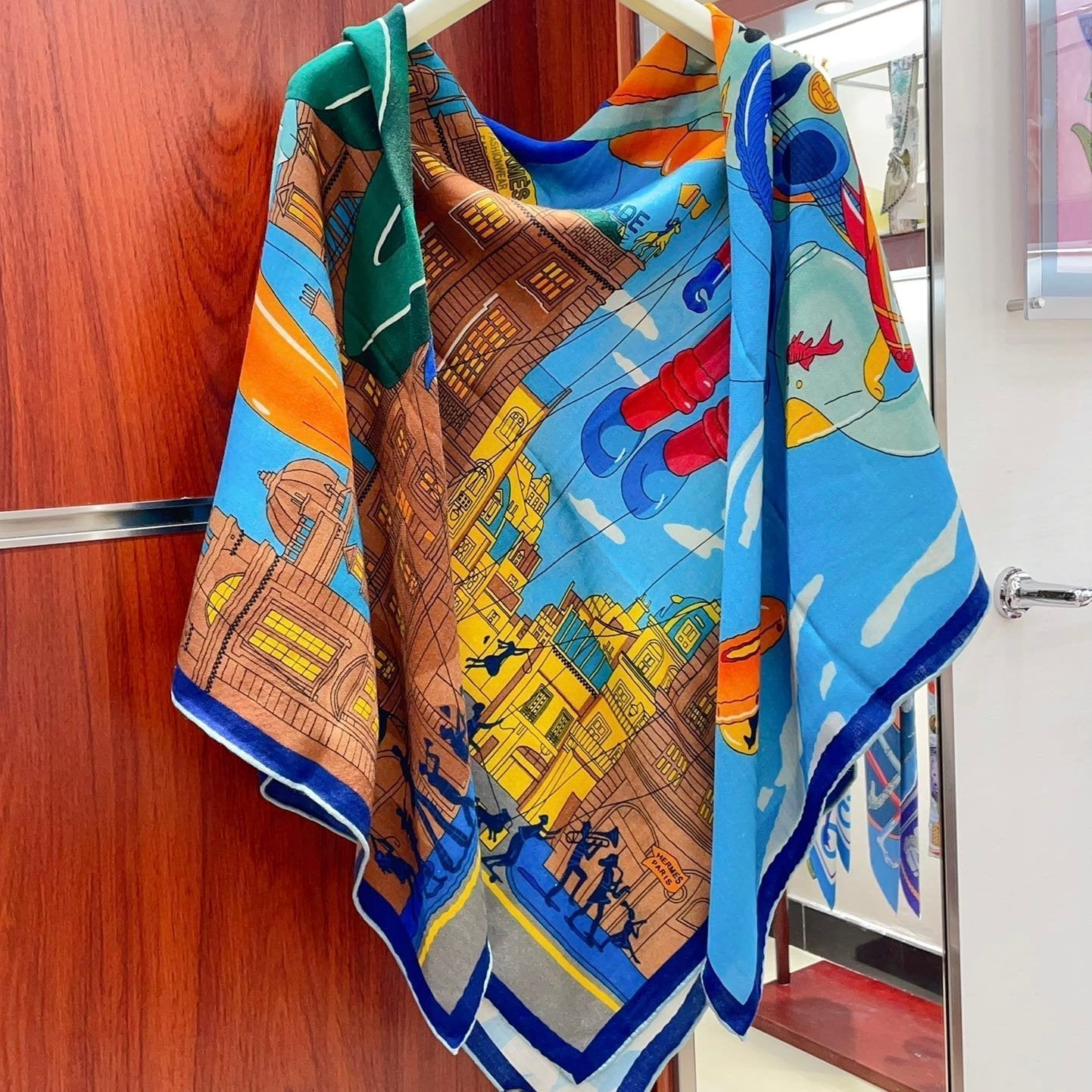 Parade Scarf 140 CM In Colorful Cashmere And Silk  340182