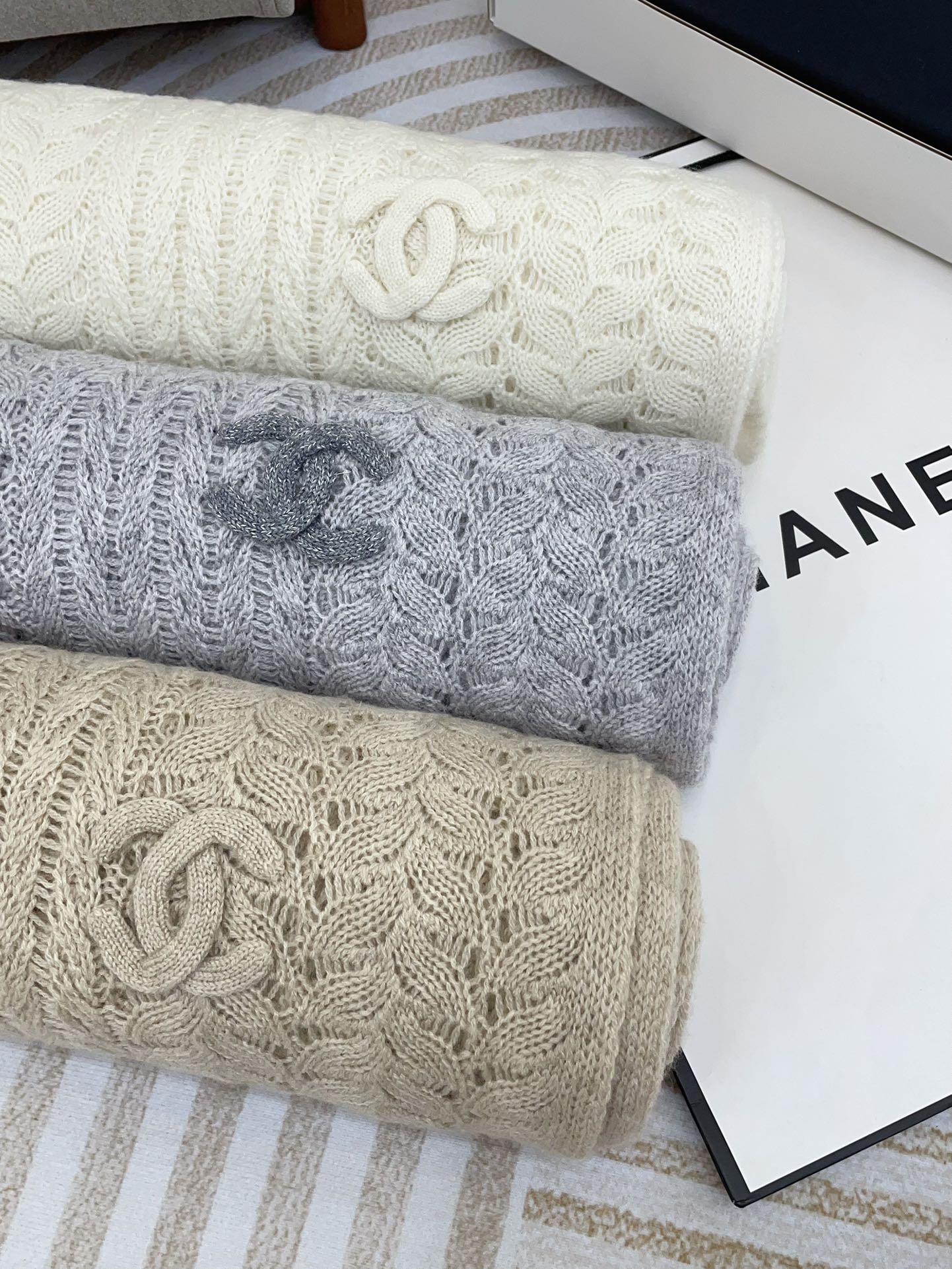 CC Scarf 190 CM In White Cashmere 396248