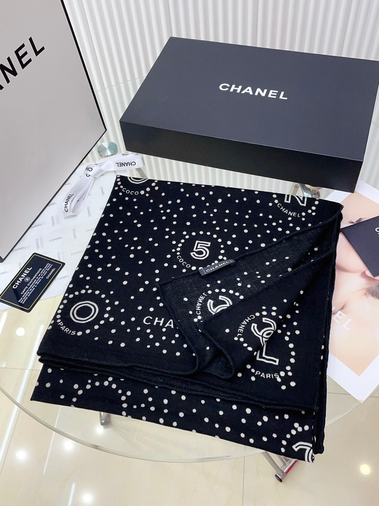 CC Square Scarf 140 CM In Black Mix White Cashmere And Silk  398280