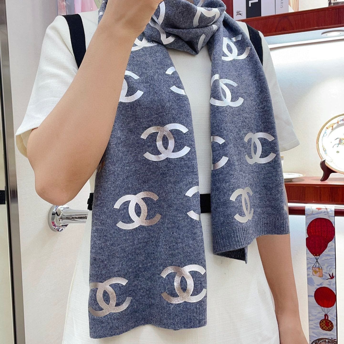 CC Scarf 190 CM In Grey Logo Print Cashmere 401170