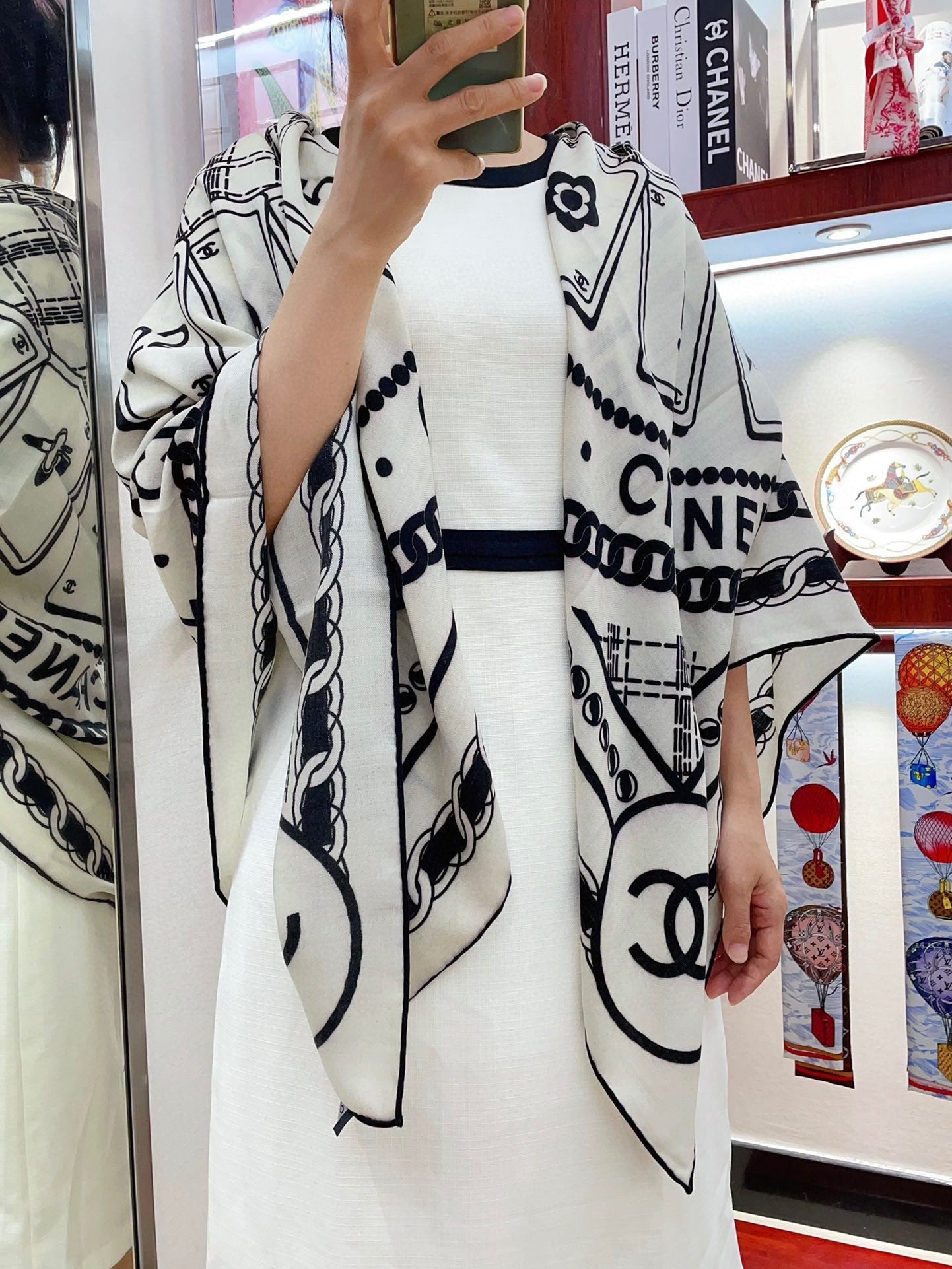 CC Square Scarf 140CM In White Mix Black Cashmere And Silk 407279