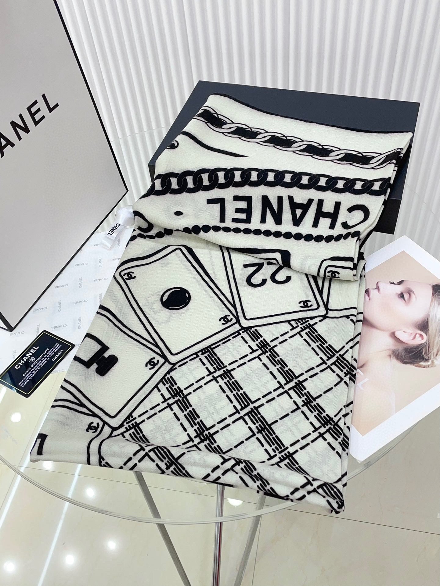 CC Square Scarf 140CM In White Mix Black Cashmere And Silk 407279