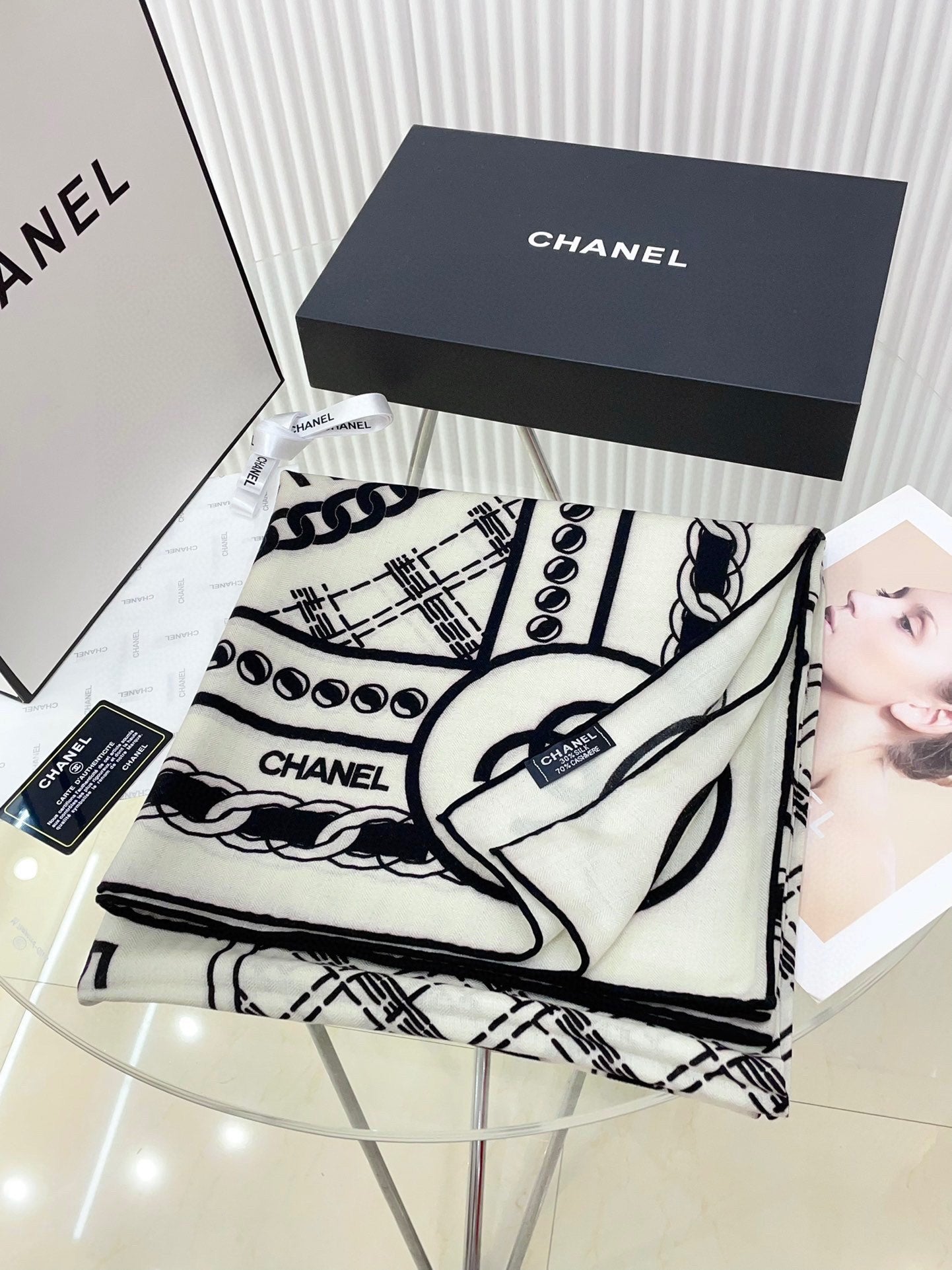 CC Square Scarf 140CM In White Mix Black Cashmere And Silk 407279