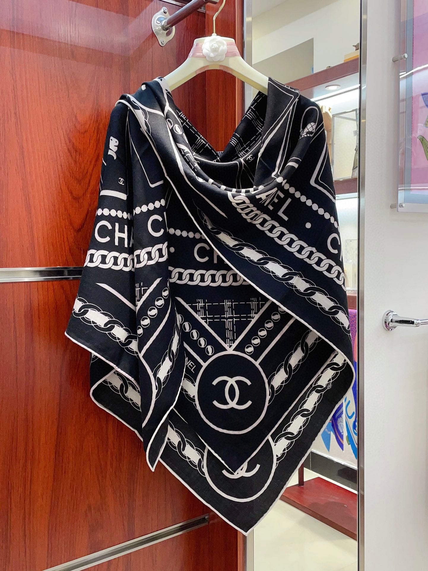 CC Square Scarf 140 CM In Black Mix White Cashmere And Silk 407280