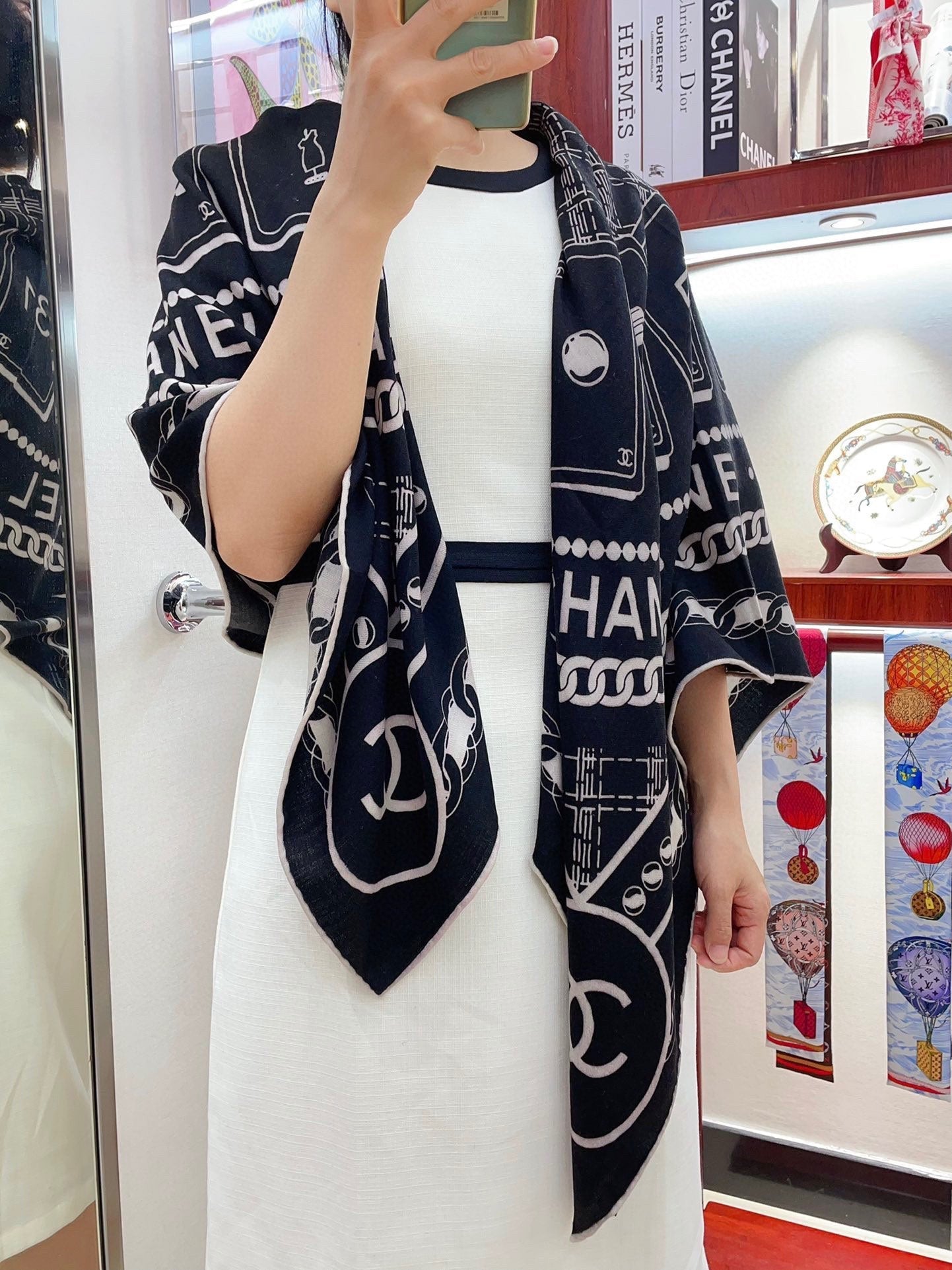 CC Square Scarf 140 CM In Black Mix White Cashmere And Silk 407280