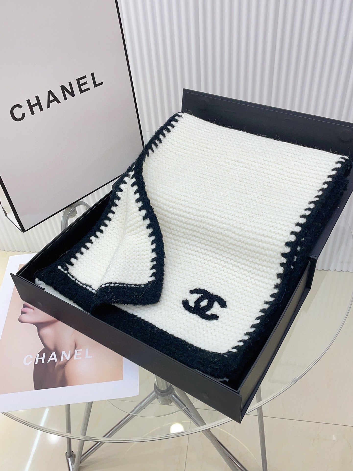 CC Scarf 200 CM In White Cashmere 410212