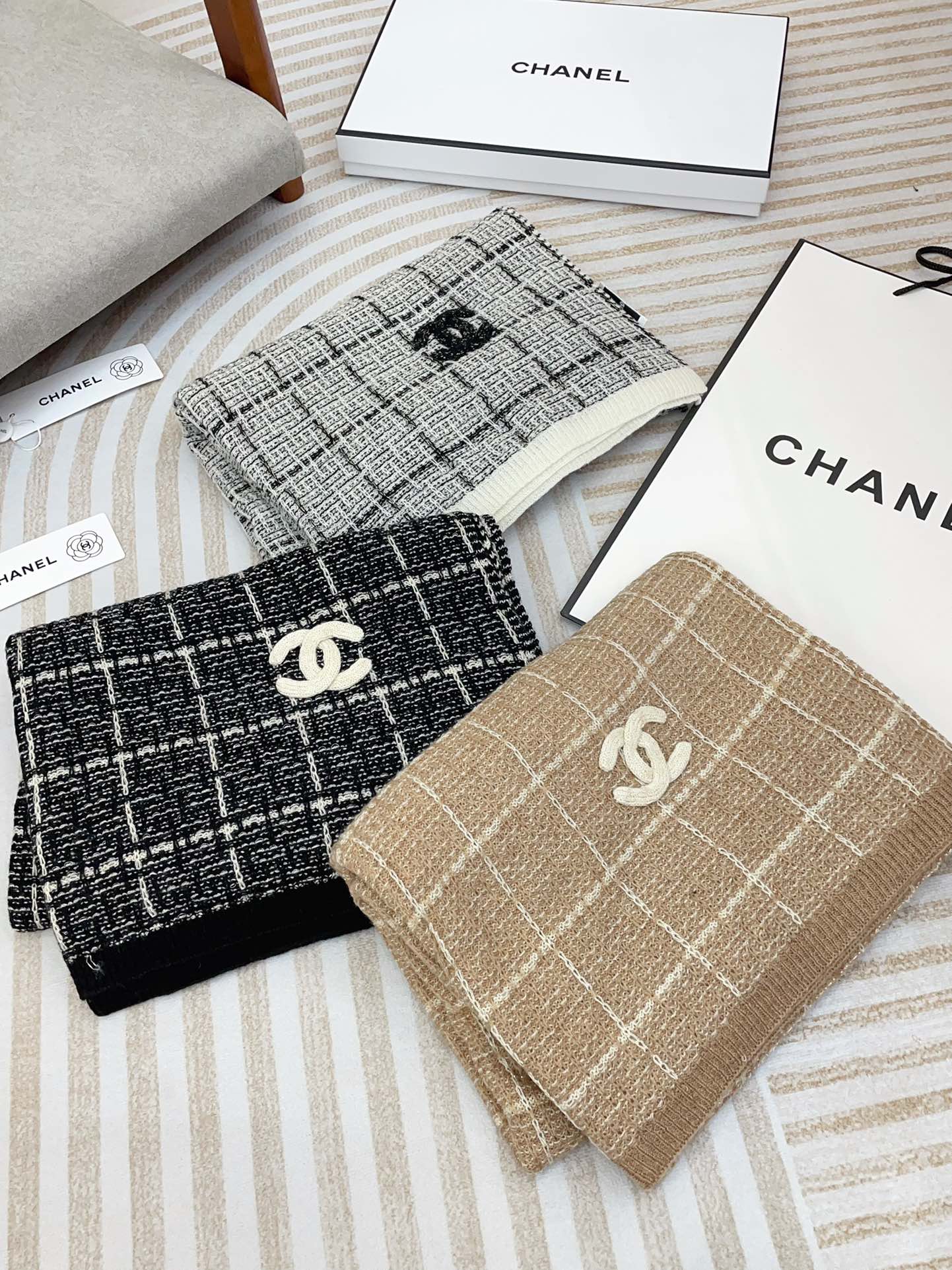 CC Scarf 180 CM In Black With White Stripes Cashmere 415181