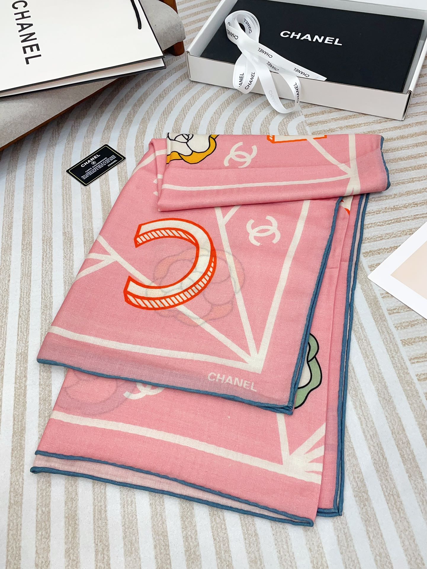 CC Square Scarf 140 CM In Pink Colorful Cashmere Silk 418208