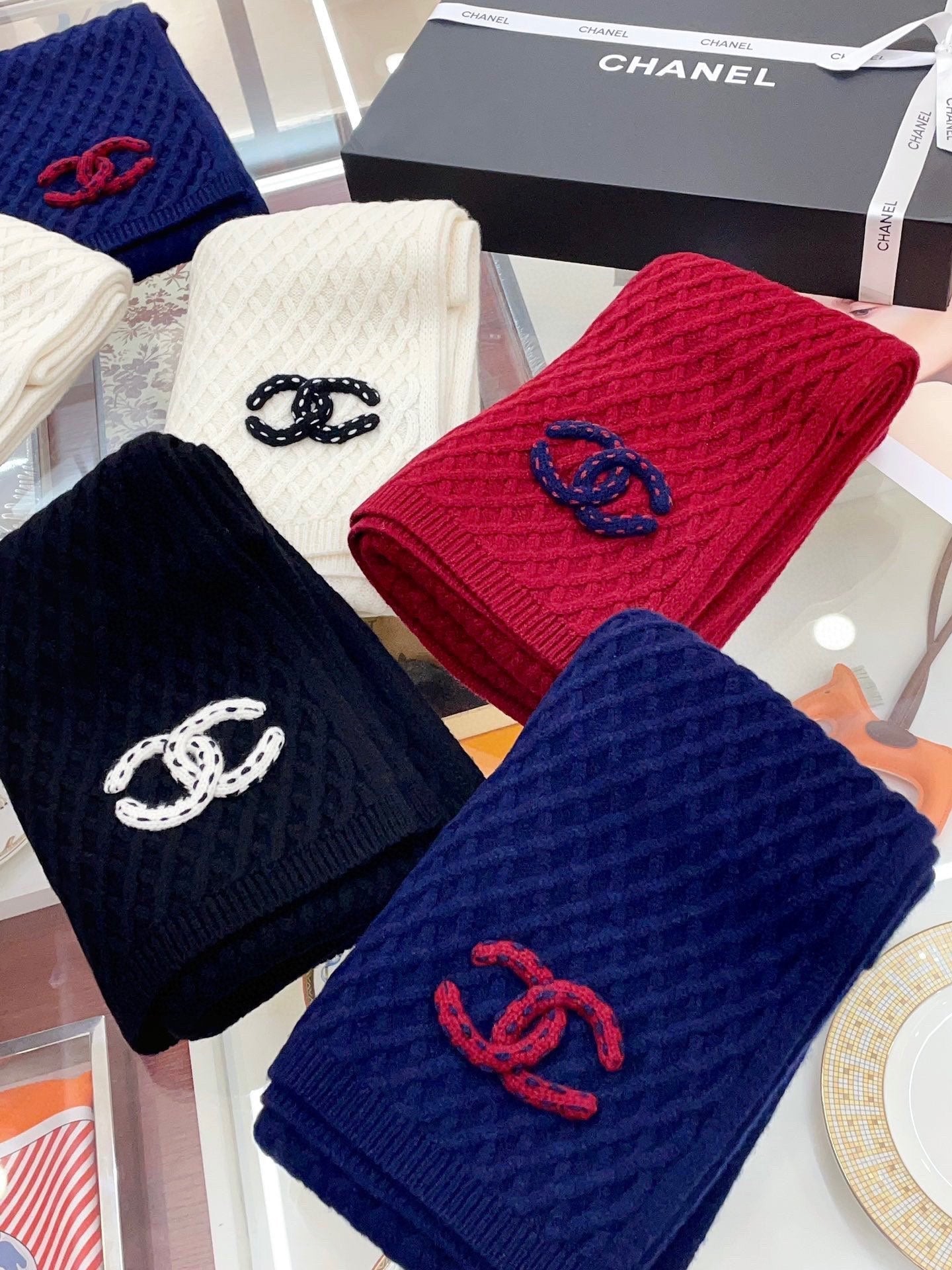 CC Scarf 170 CM In White Cashmere 421409