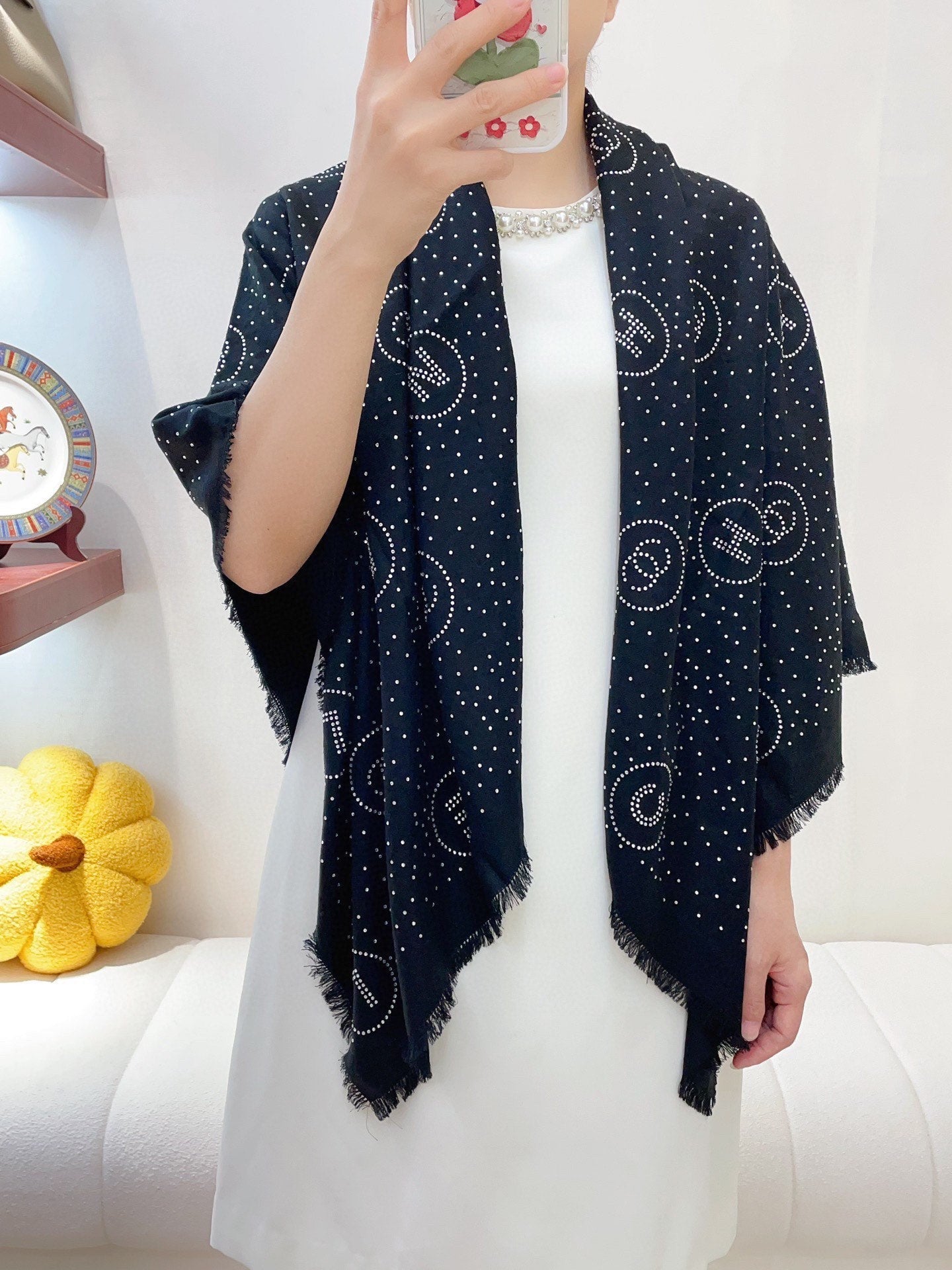 CC Square Scarf 130 CM In Black Silk 422753