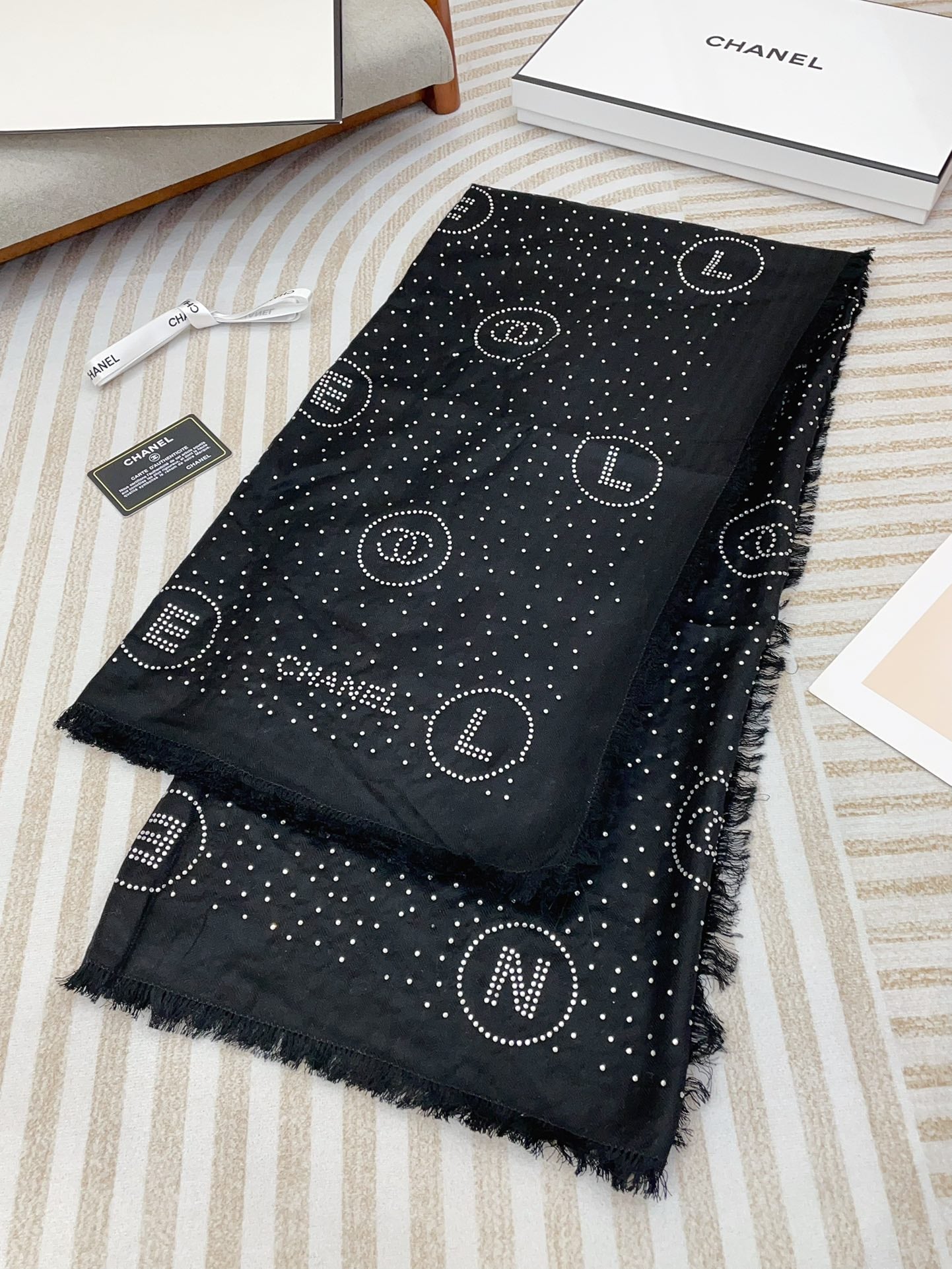 CC Square Scarf 130 CM In Black Silk 422753