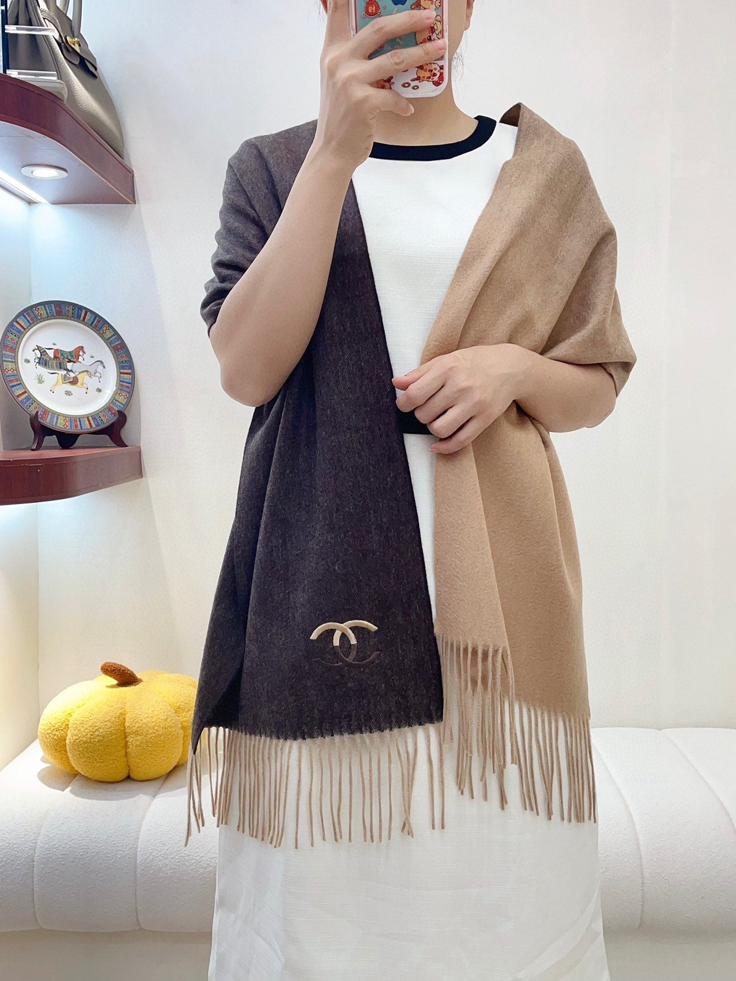 CC Scarf 180 CM In Dark Brown Mix Beige Cashmere  422763
