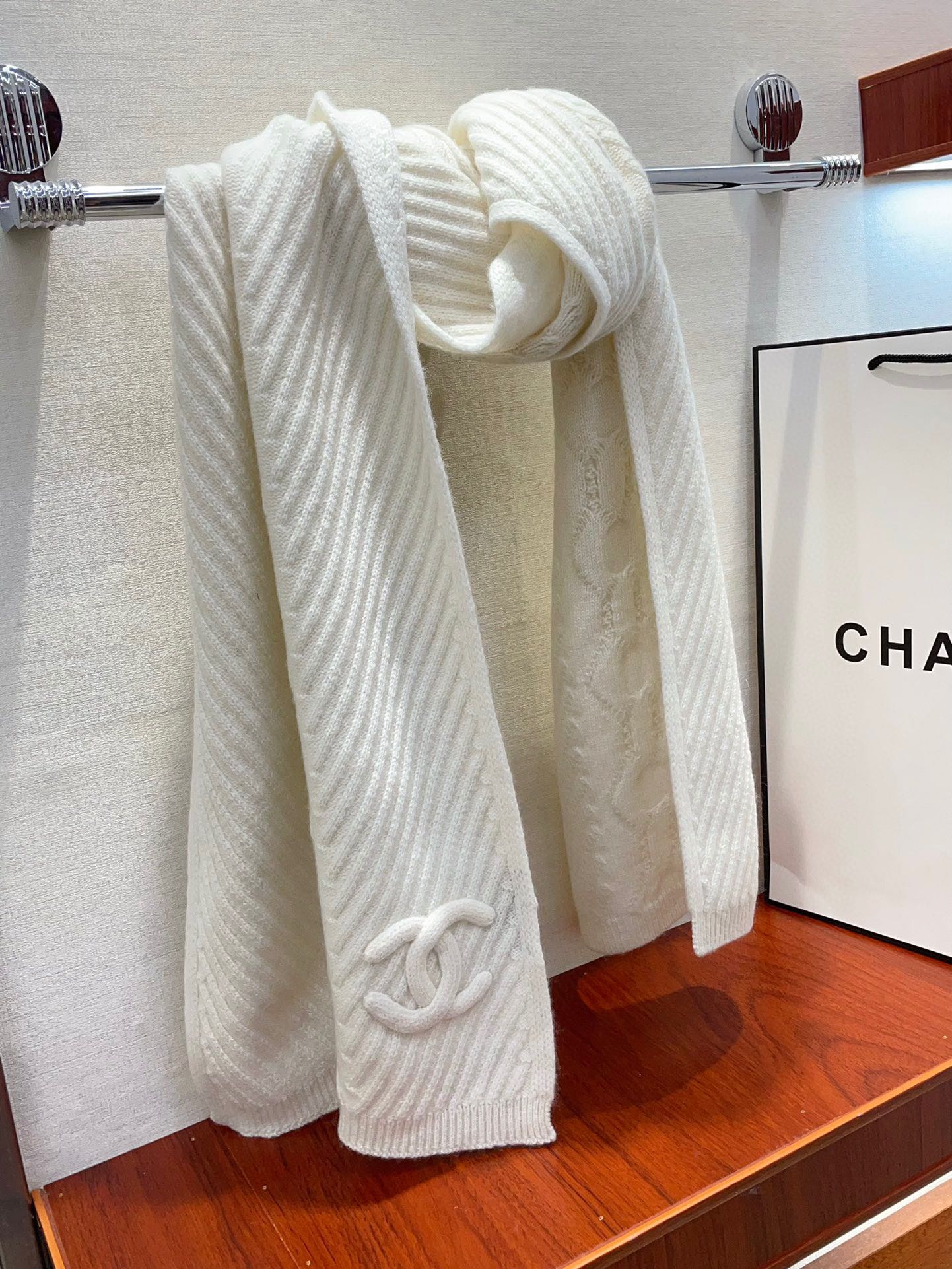 CC Scarf 180 CM In White Wool 422765