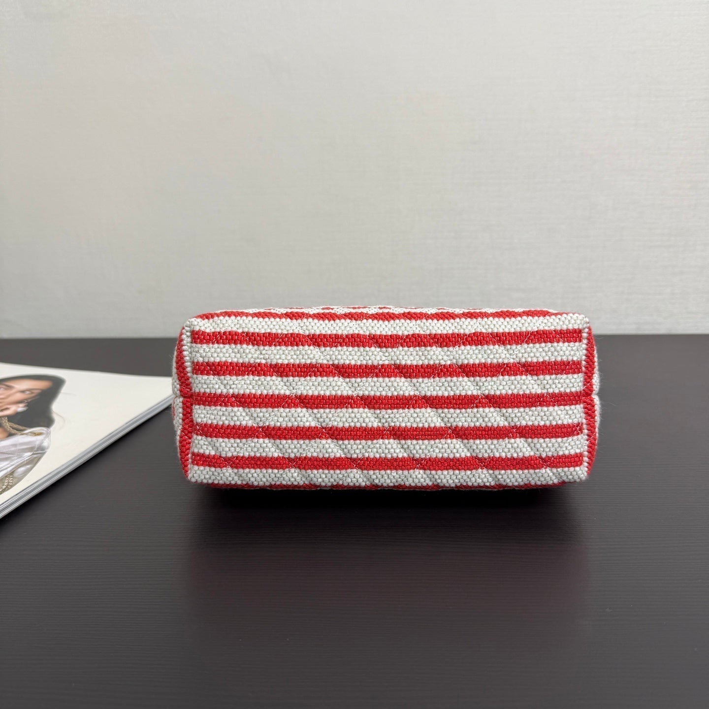 Chanel 26 Woven Clutch 19 White Red Canvas