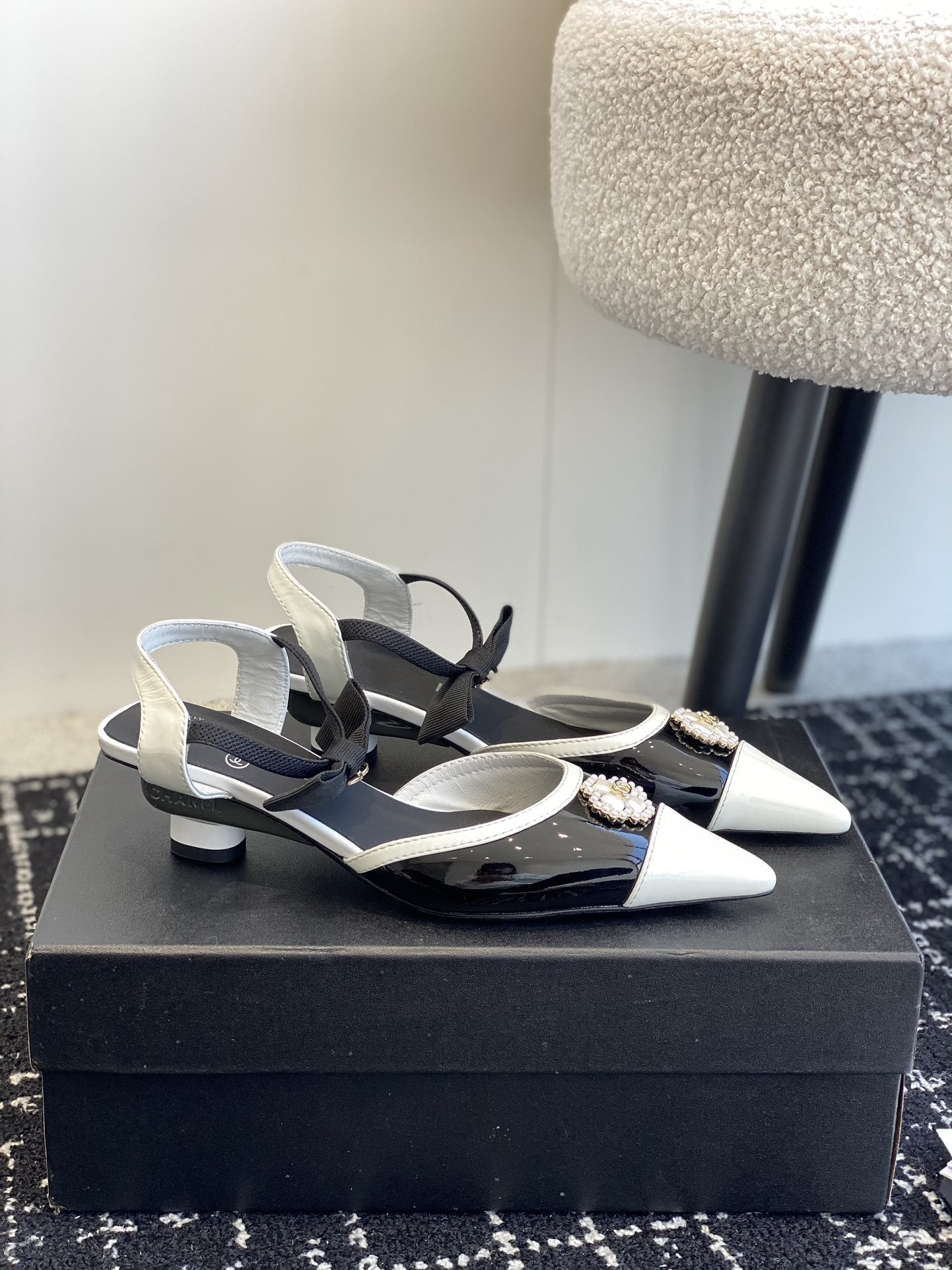 slingbacks 45 black white patent calfskin