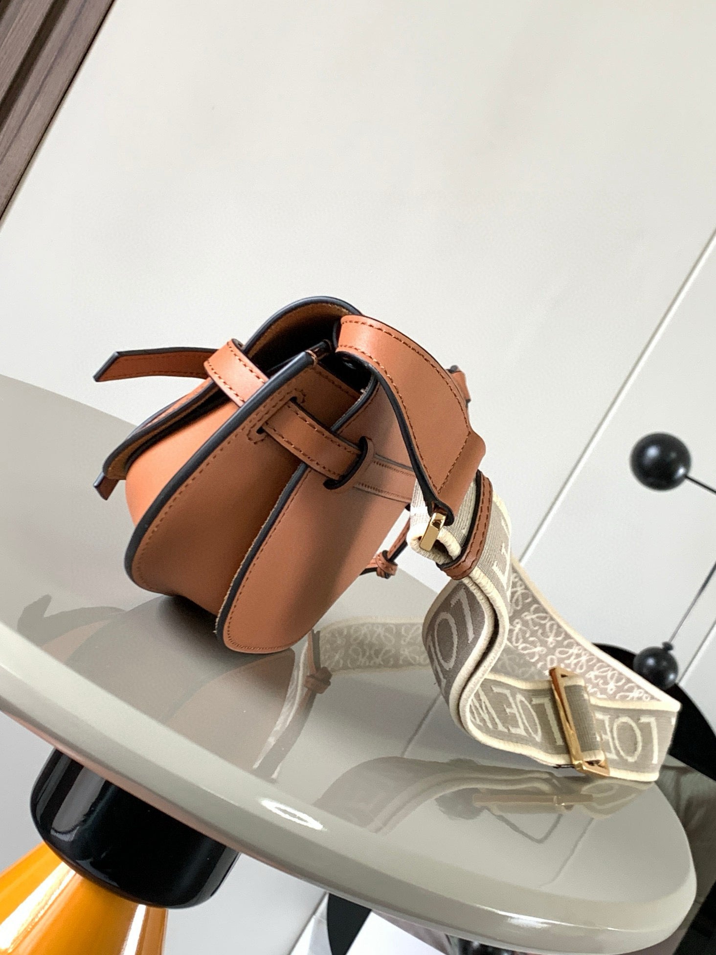 Loewe Saddle Bag 21 Brown Leather 280446