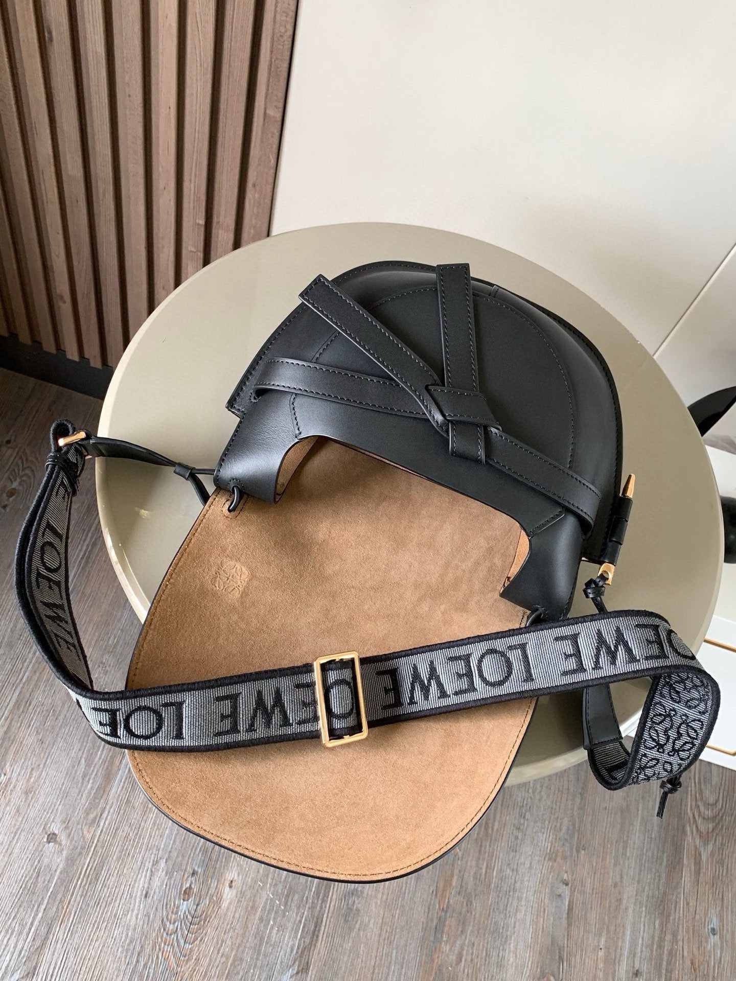 Loewe Saddle Bag 21 Black Leather 280428