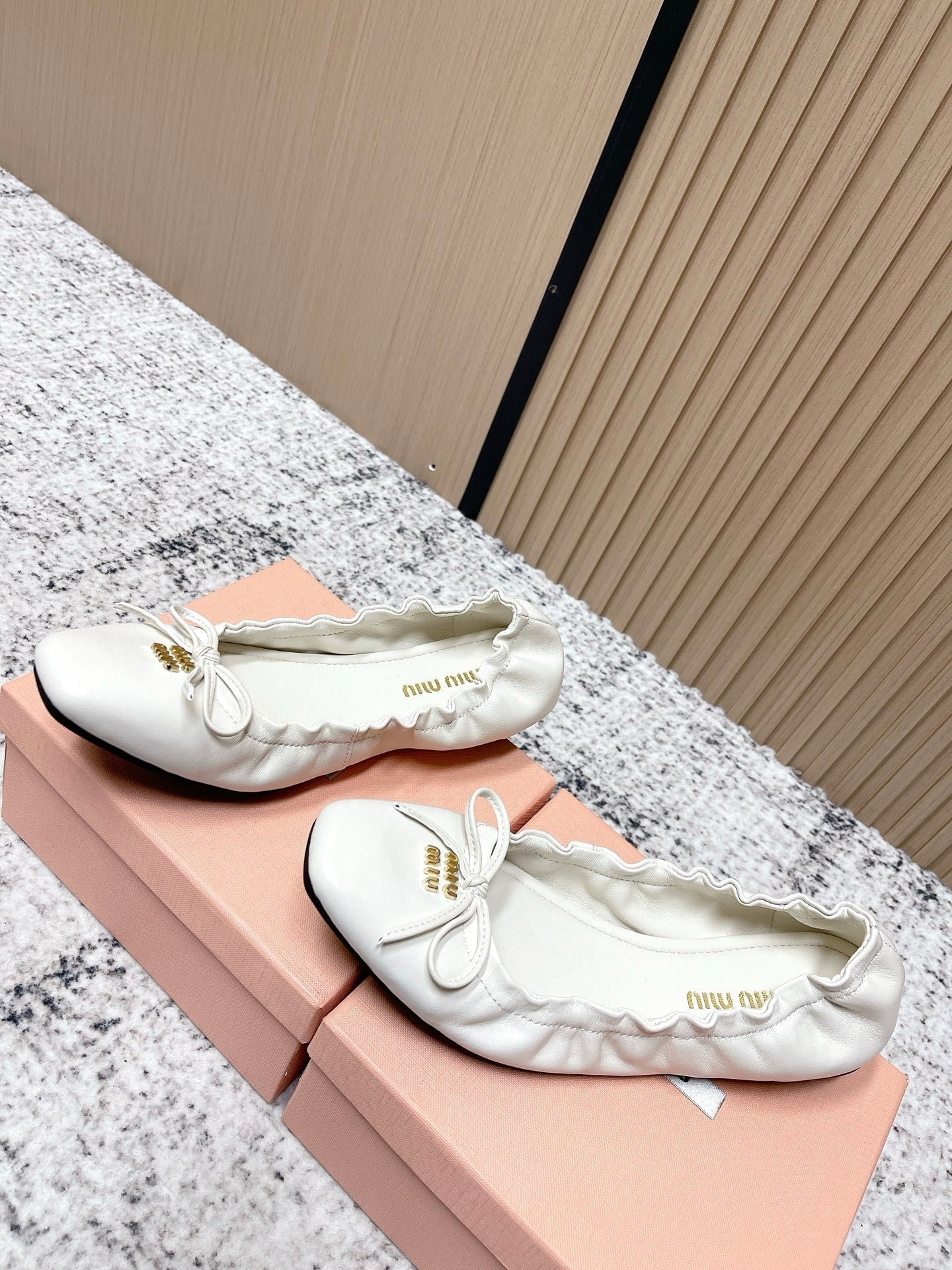 Miu  Mary Jane Flat White Sheepskin 591573