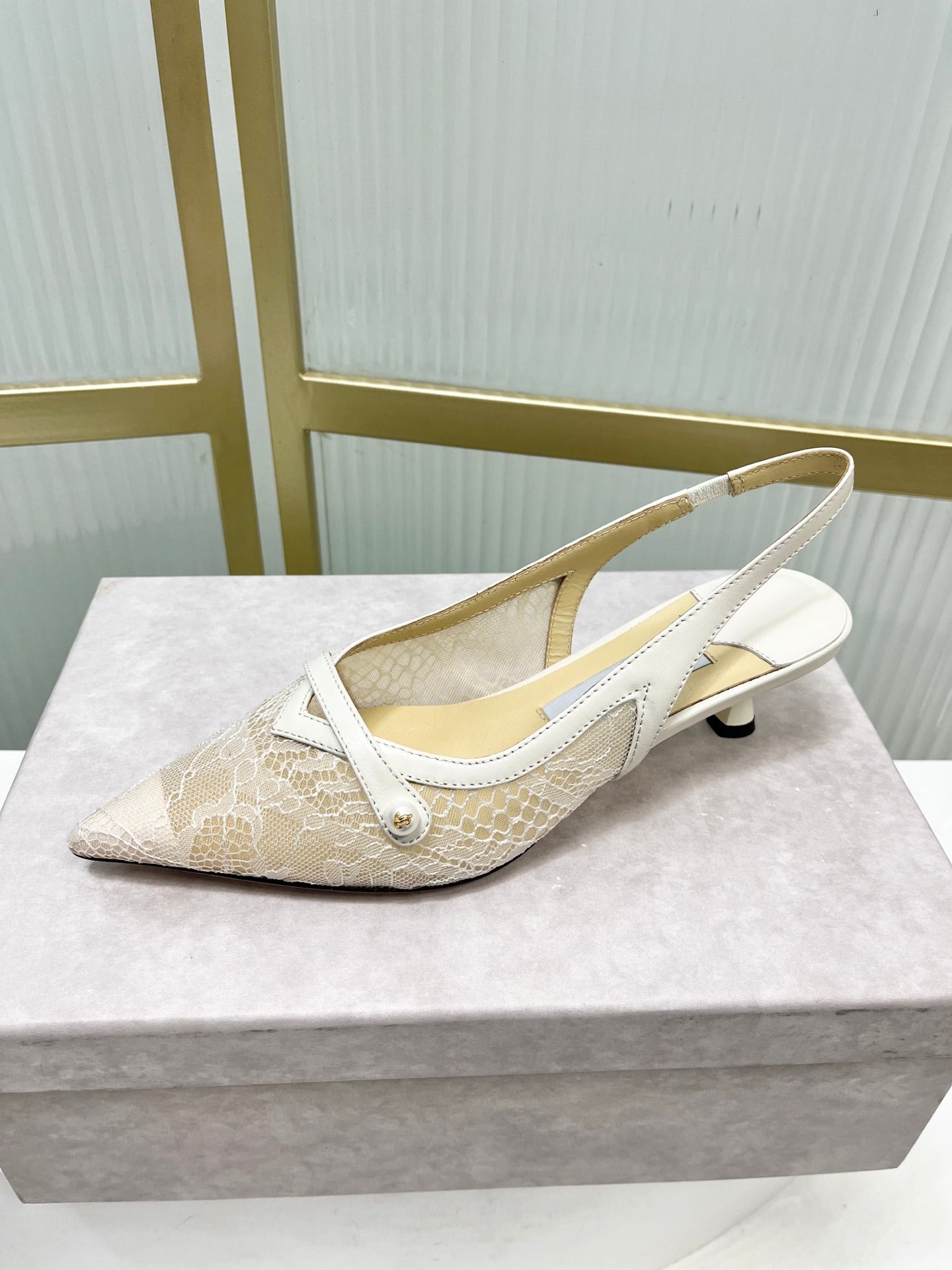 Jimmy 26s Slingback 45 White Beige Lace Sheepskin 605963