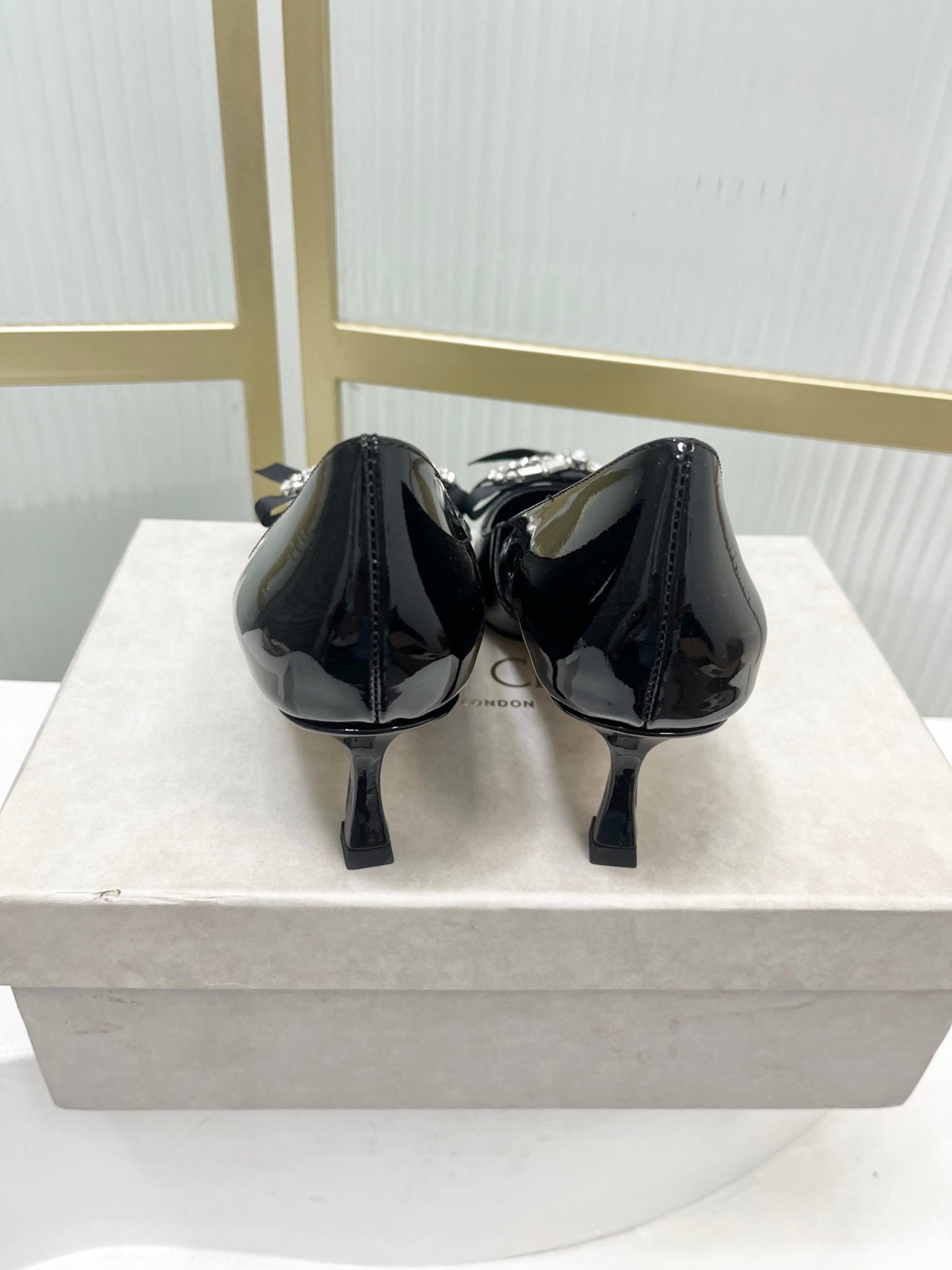 Jimmy 26s Pointed Toe Pump 55 Black Patent Leather 605968
