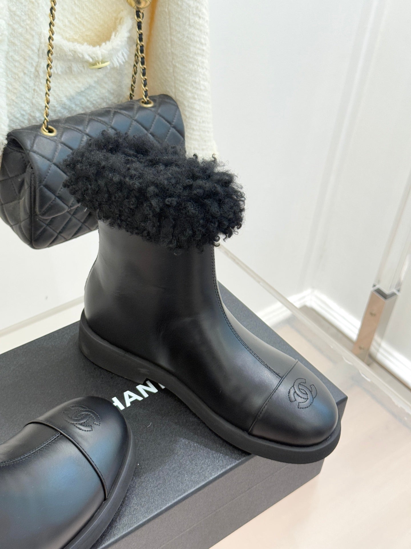 CC 25s Ankle Boots Black Leather Wool 512071