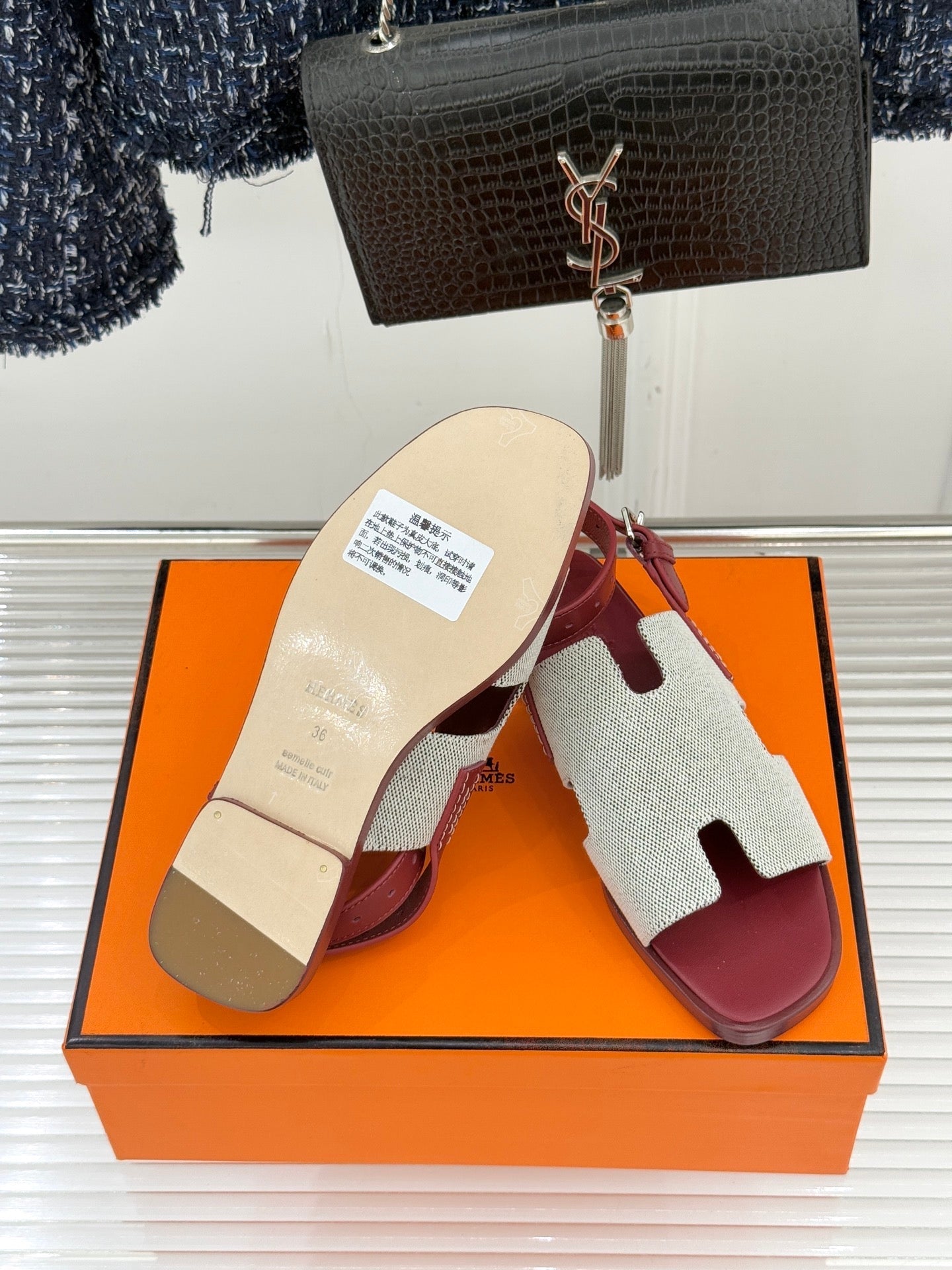 HM 26ss Flat Sandals Burgundy Beige Canvas Sheepskin 642789