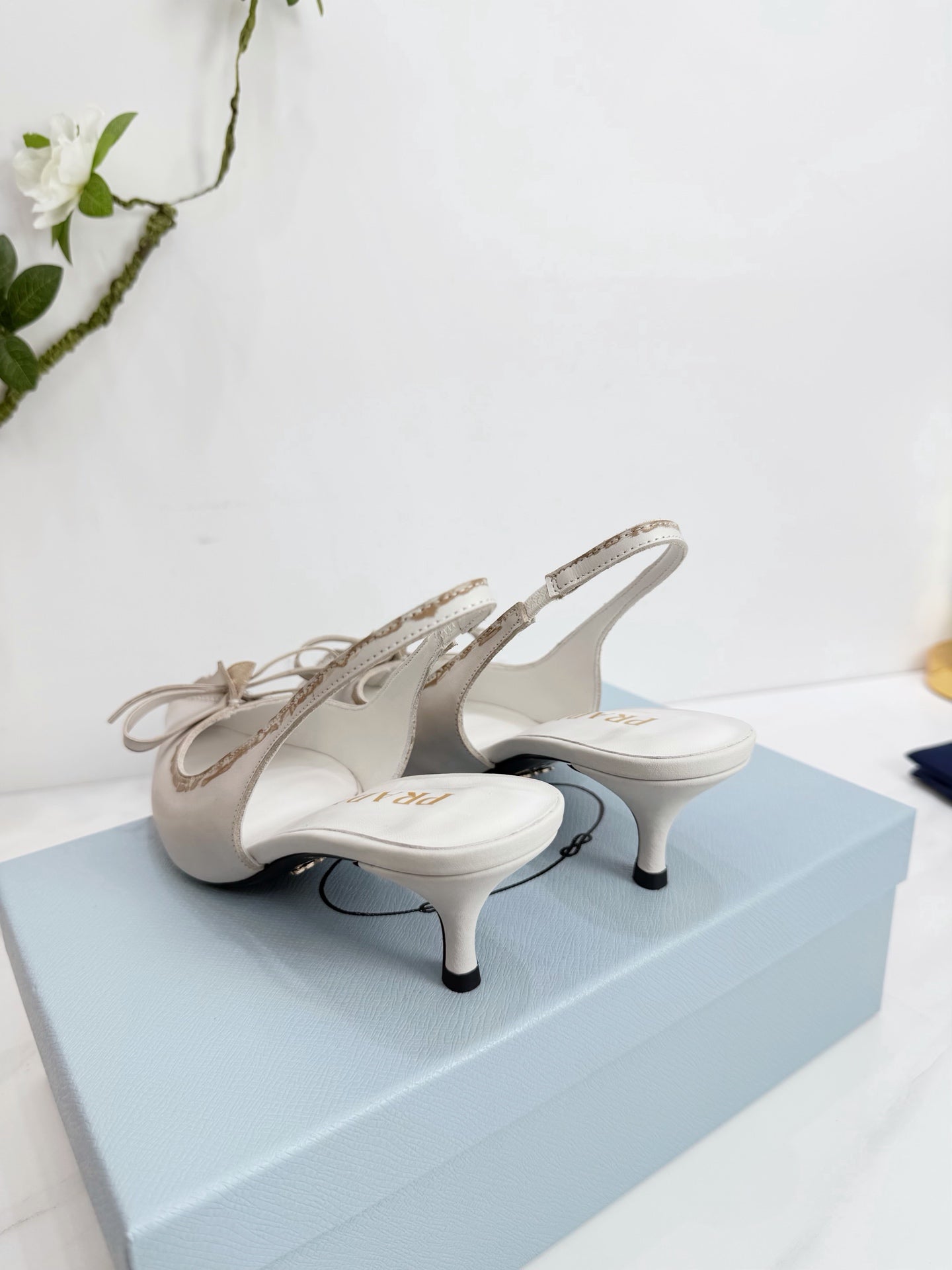 PRA 26SS Slingback 55 Ivory Beige Cowhide 592403