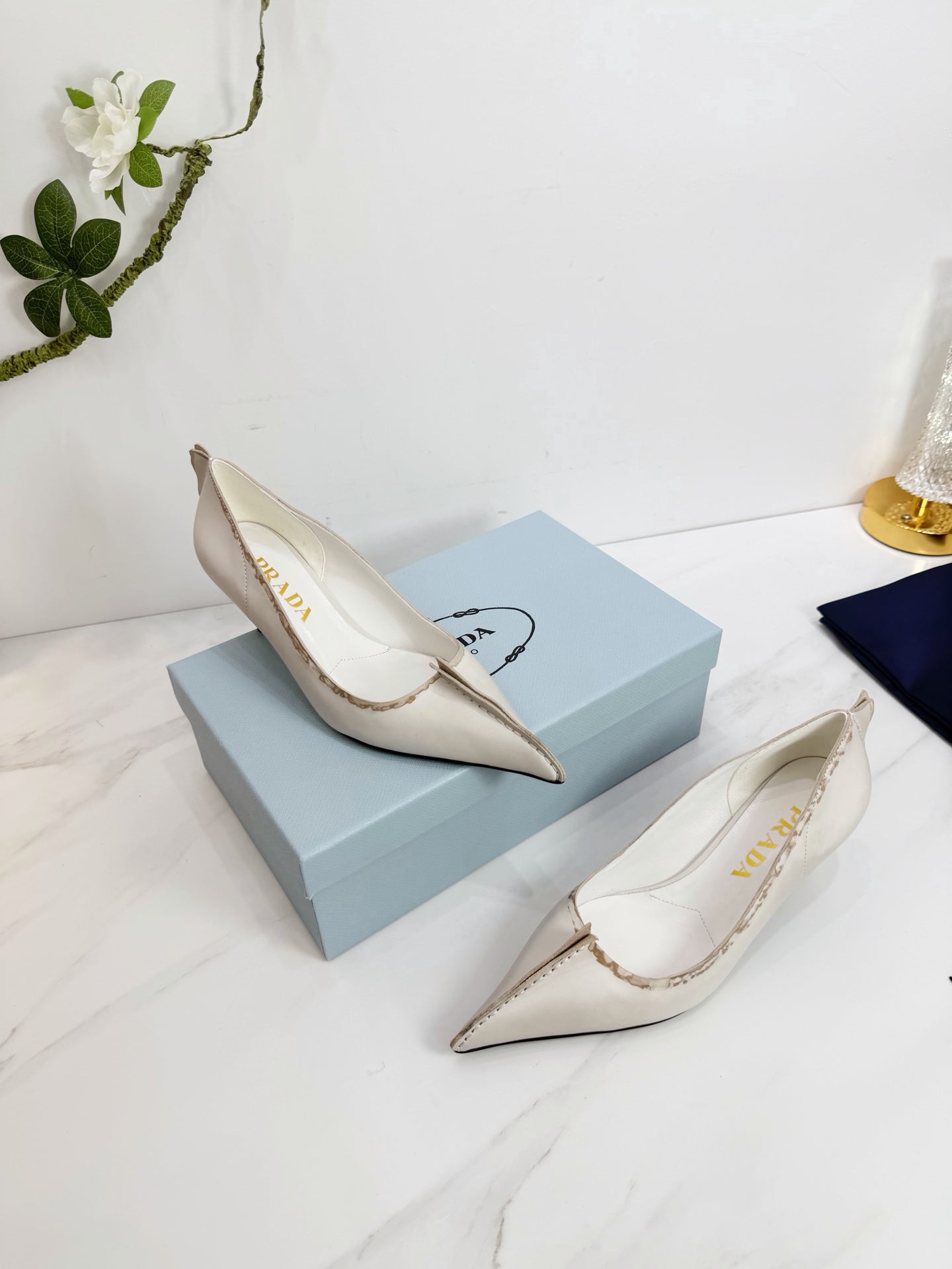 PRA 26SS Pump 55 Ivory Beige Cowhide 592415