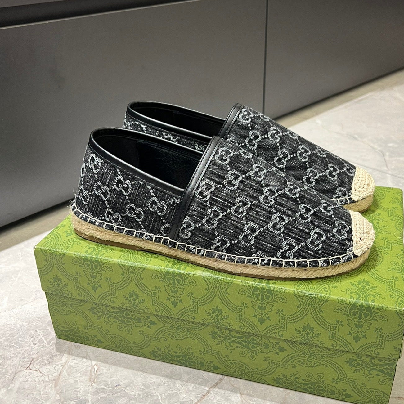 GG Men's Espadrilles Loafer Black Denim 595985