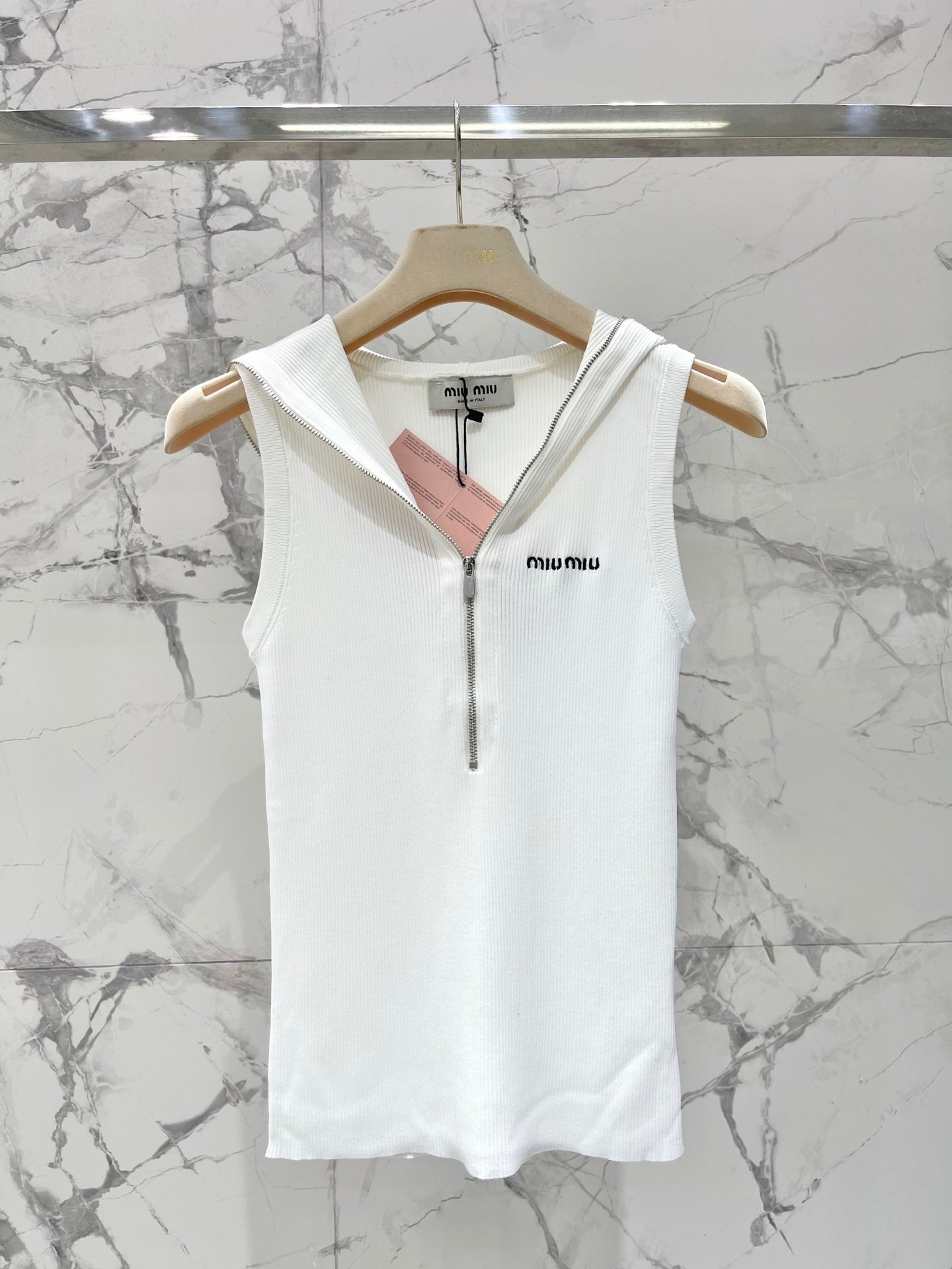 MiuMiu 2026  Hooded Zipper Tank Top Tencel 636581