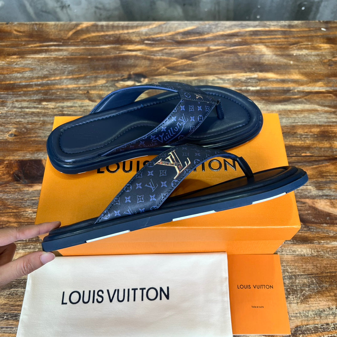 LV THONG SLIPPER IN NAVY BLUE MONOGRAM CALFSKIN