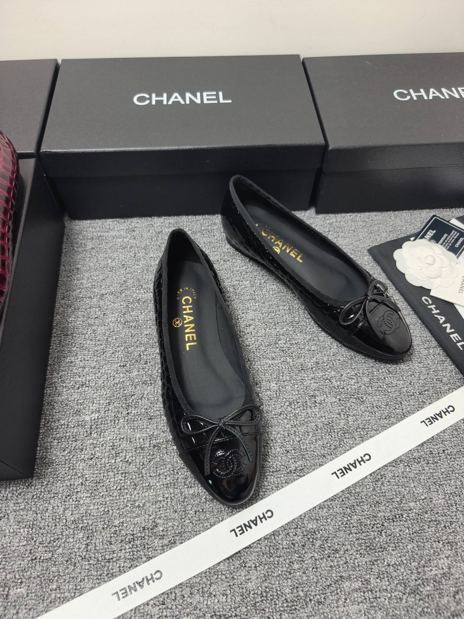 Chanel 2026 Crocodile Embossed Ballet Flat Glossy Calfskin 855991