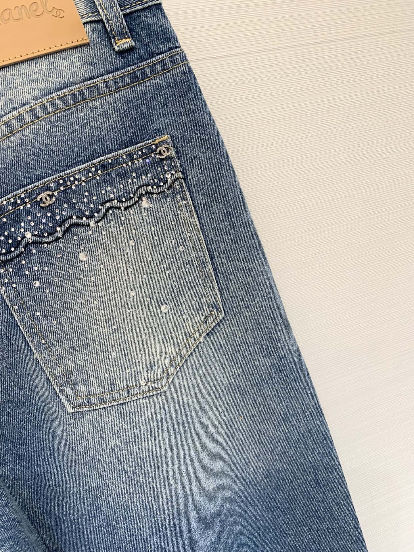 Chanel 2026 Rhinestone-Embellished Straight-Leg Jeans 155198