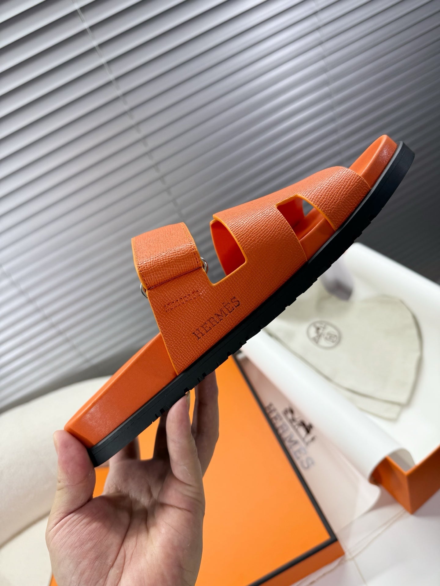 HM Chypre Sandal Orange Calfskin 205480